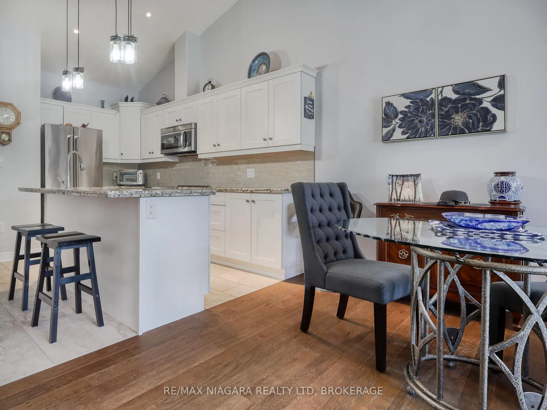 Photo 19 of Unit 18, 9528 Hendershot Boulevard, Niagara Falls, Forestview — HOMEH