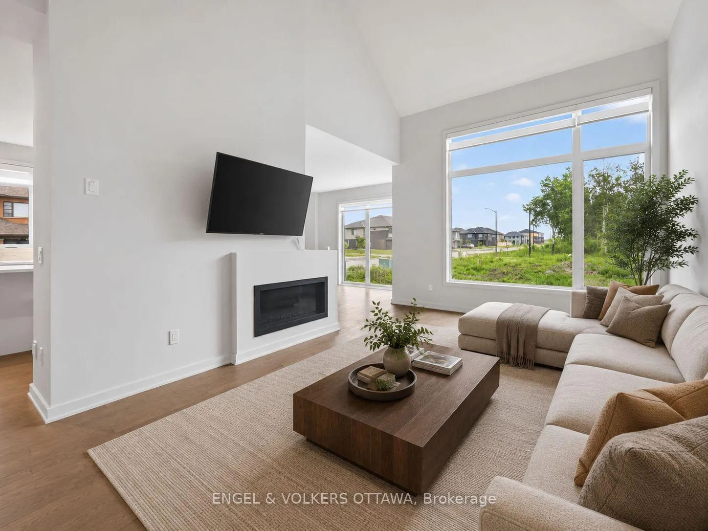 Photo 18 of 101 Orchestra Way, Ottawa, Riverside South/Gloucester Glen — HOMEH