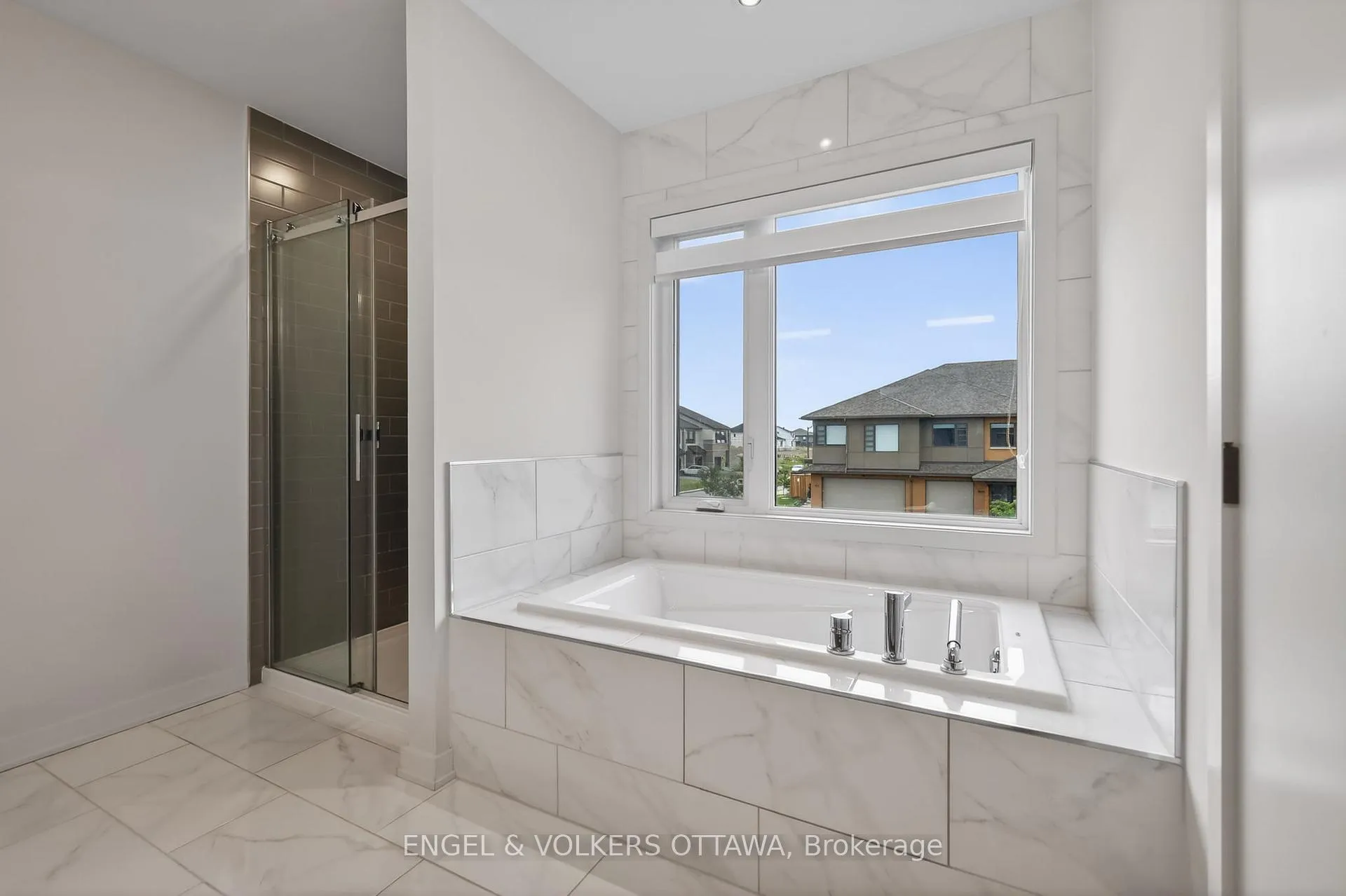 Photo 24 of 101 Orchestra Way, Ottawa, Riverside South/Gloucester Glen — HOMEH