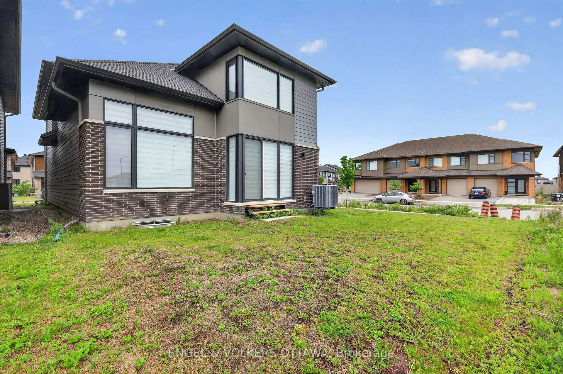Photo 35 of 101 Orchestra Way, Ottawa, Riverside South/Gloucester Glen — HOMEH