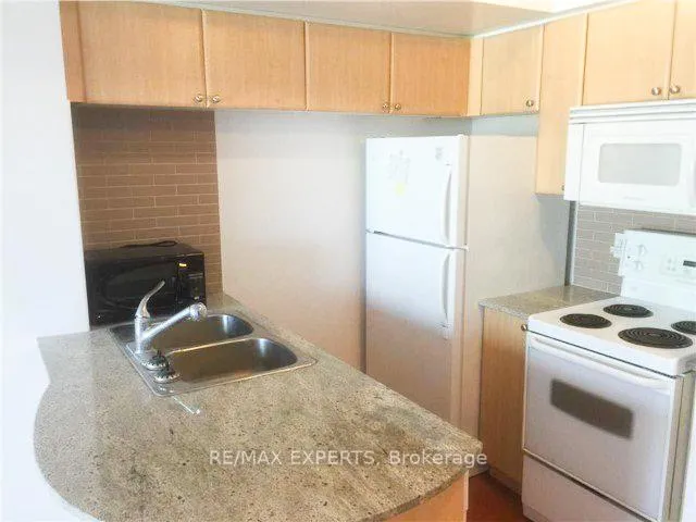 Photo 12 of Unit 2914, 763 Bay Street, Toronto, Bay Street Corridor — HOMEH