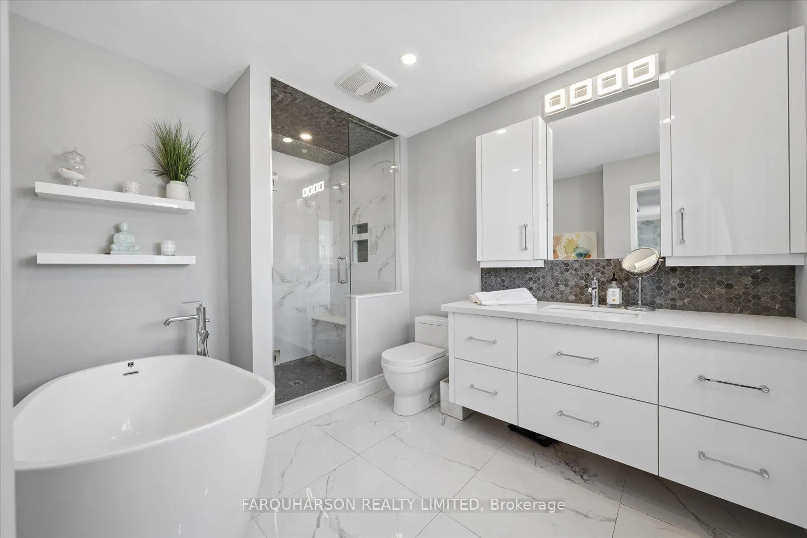 Photo 16 of 1 Clune Place, Whitby, Pringle Creek — HOMEH