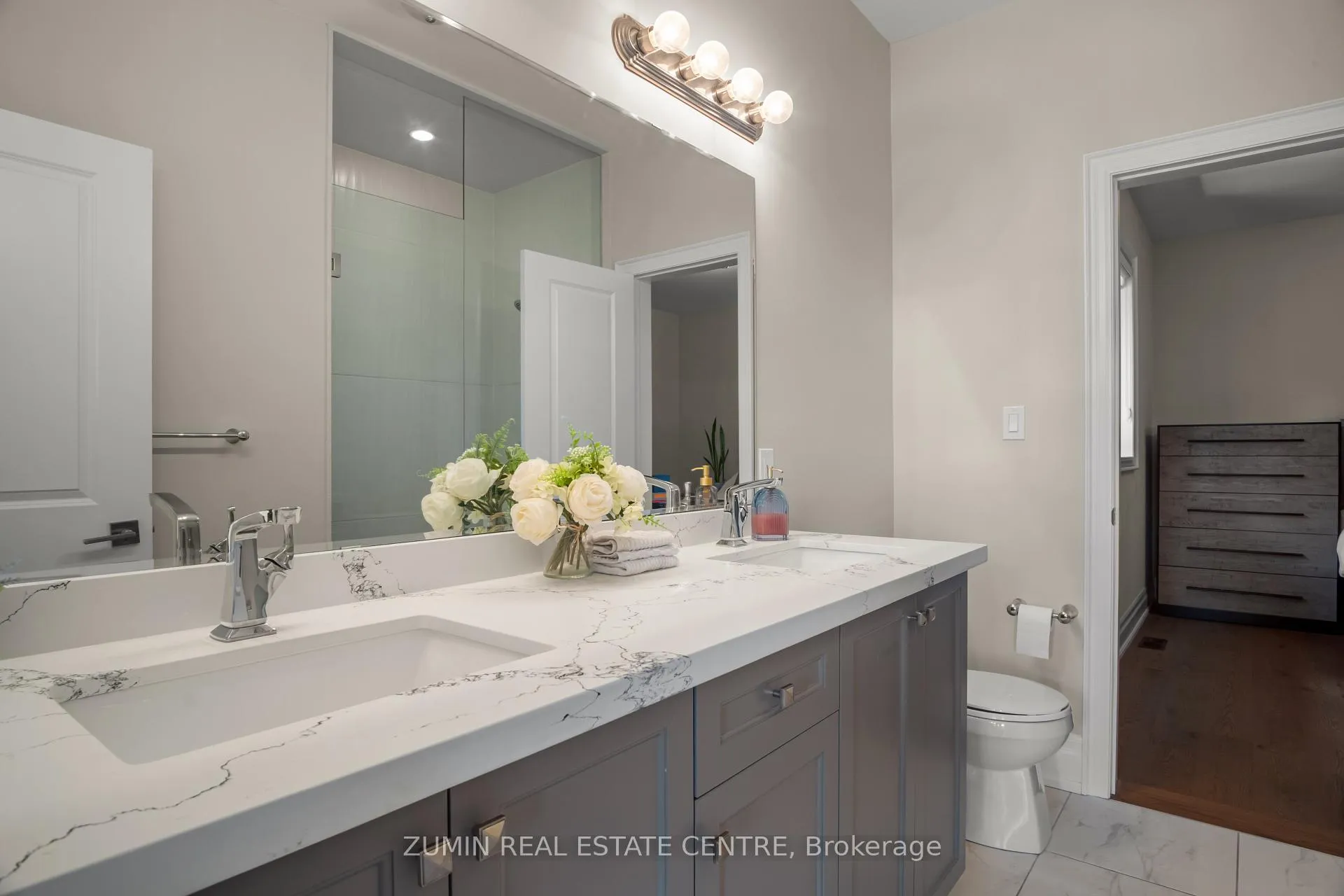 Photo 25 of 39 Lyle Way, Brampton, Credit Valley — HOMEH