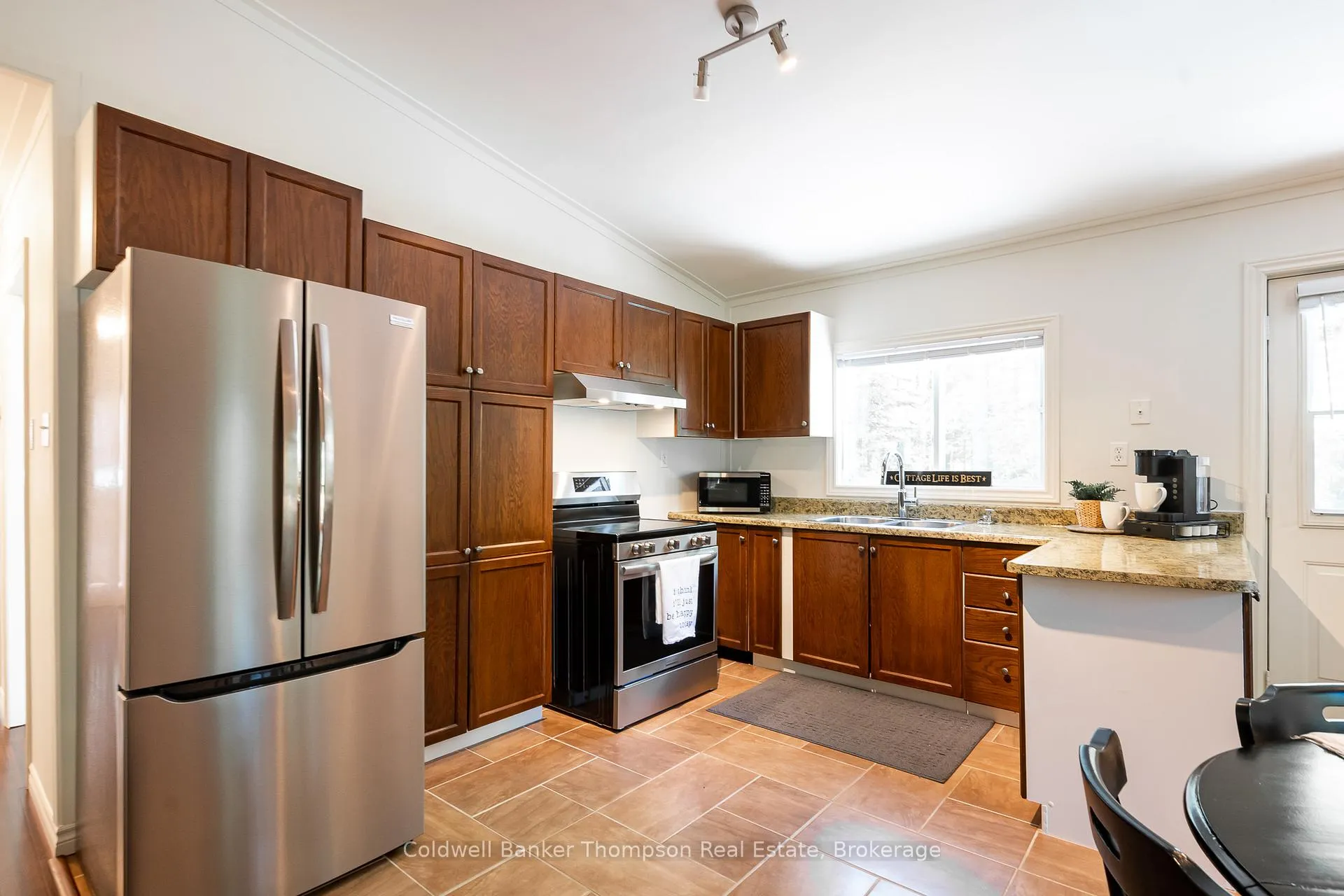 Photo 7 of 612 Clam Lake Road, Kearney — HOMEH