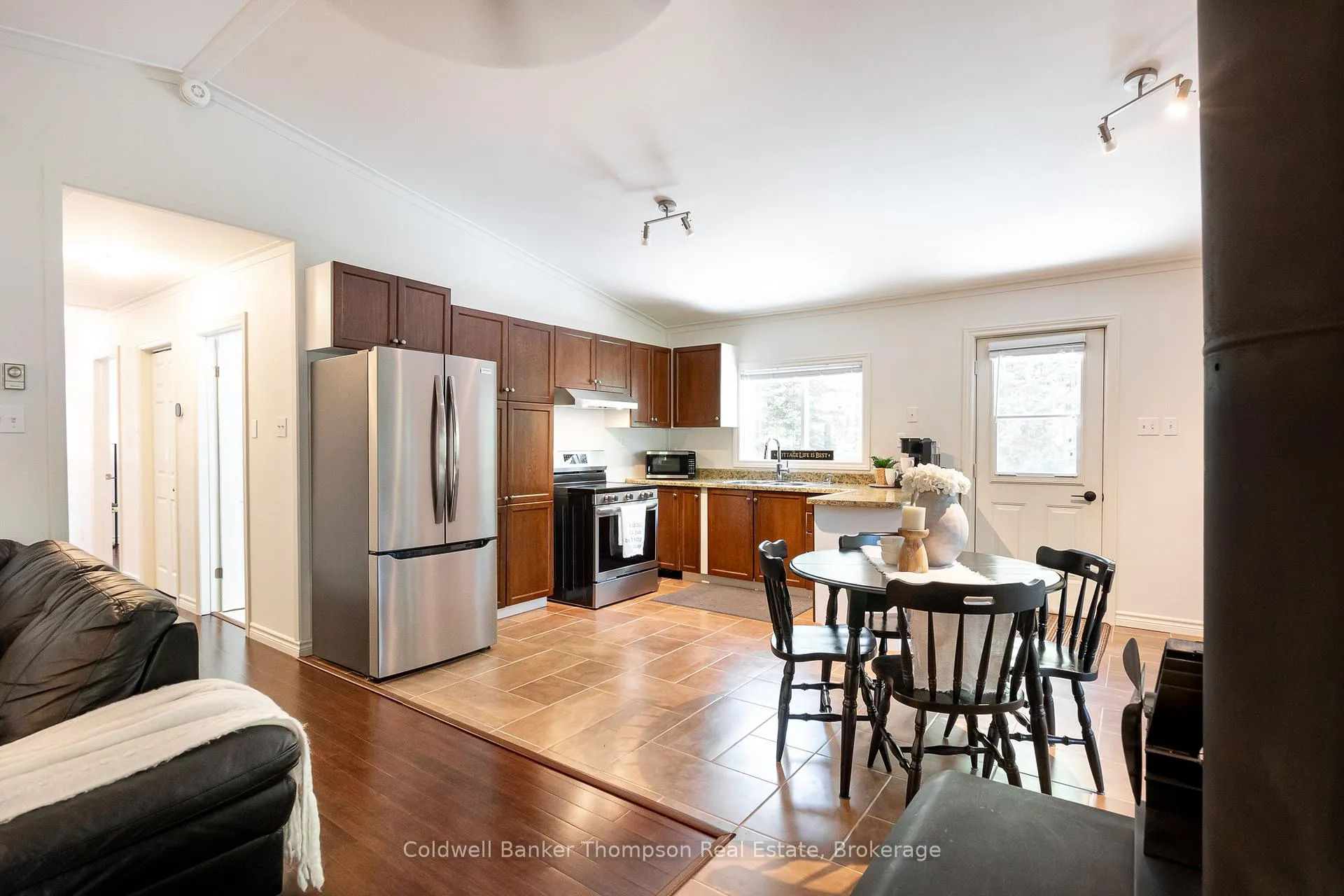 Photo 17 of 612 Clam Lake Road, Kearney — HOMEH