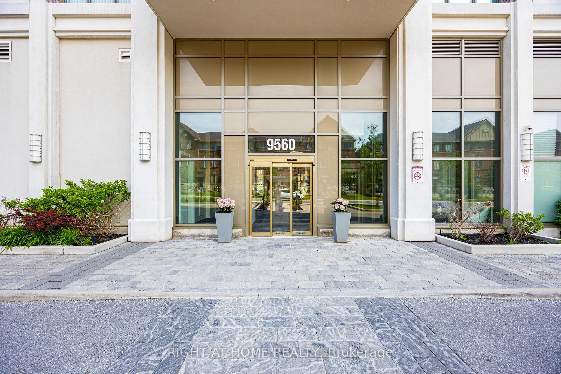 Photo 2 of Unit PH 5, 9560 Markham Road, Markham, Wismer — HOMEH