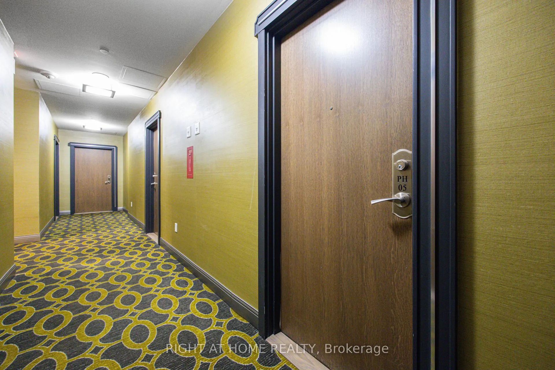 Photo 4 of Unit PH 5, 9560 Markham Road, Markham, Wismer — HOMEH