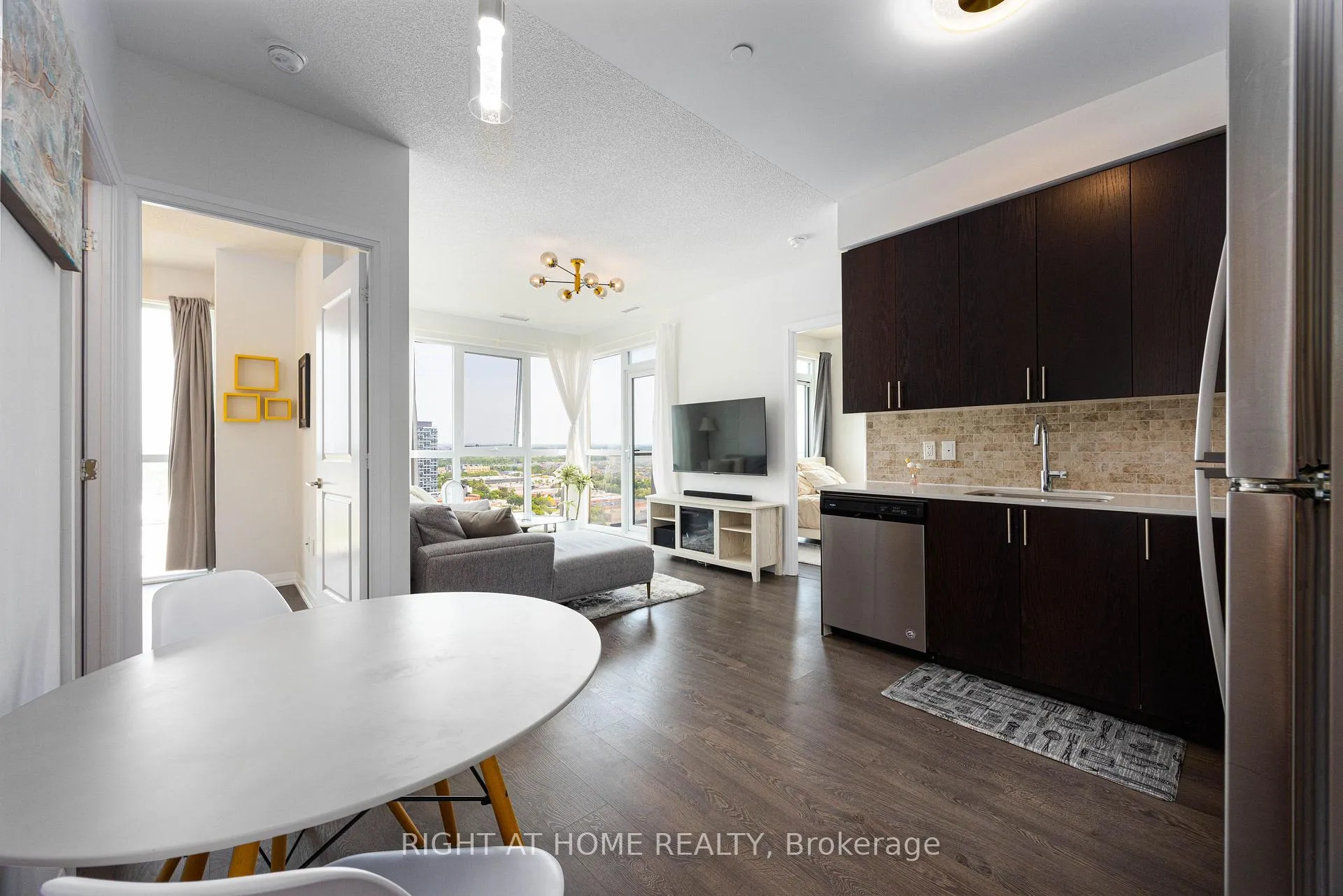 Photo 6 of Unit PH 5, 9560 Markham Road, Markham, Wismer — HOMEH