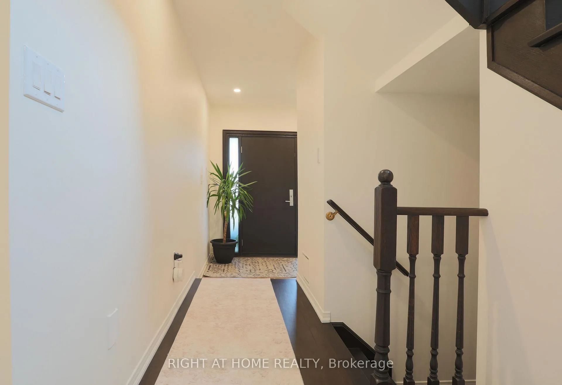 Photo 8 of 263 Golden Orchard Road, Vaughan, Patterson — HOMEH