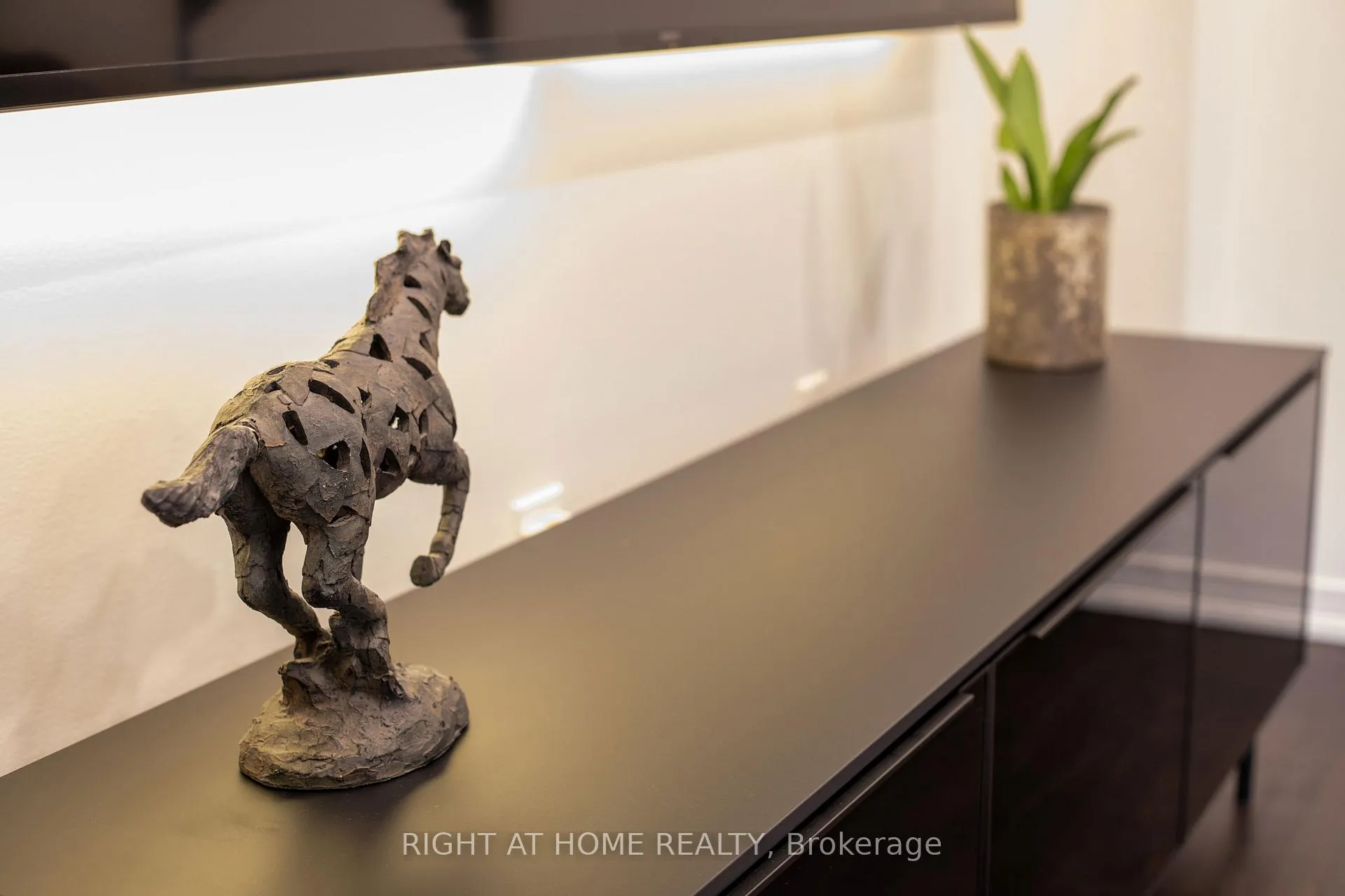 Photo 21 of 263 Golden Orchard Road, Vaughan, Patterson — HOMEH