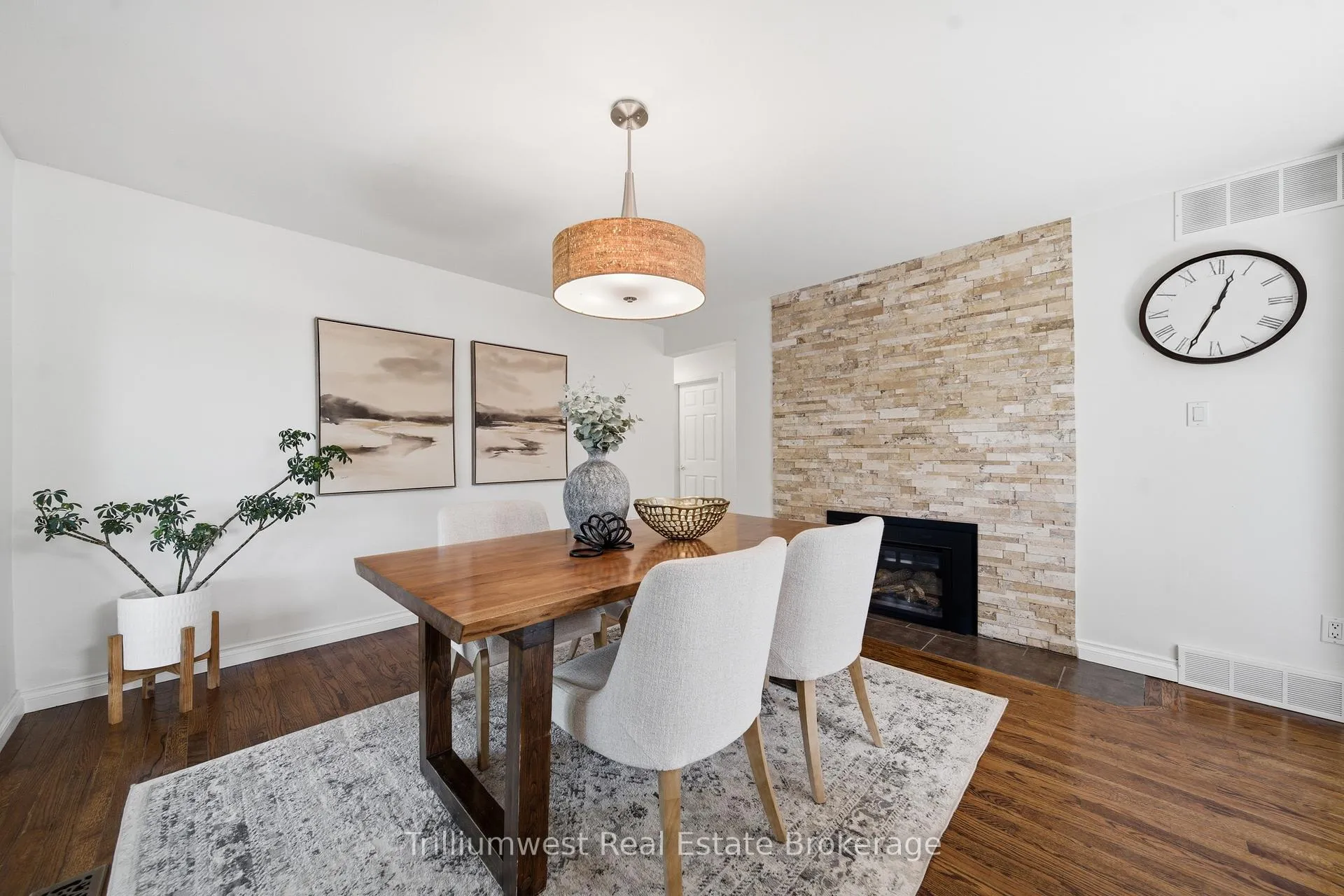 Photo 15 of 37 Blue Forest Crescent, Guelph/Eramosa, Rural Guelph/Eramosa East — HOMEH