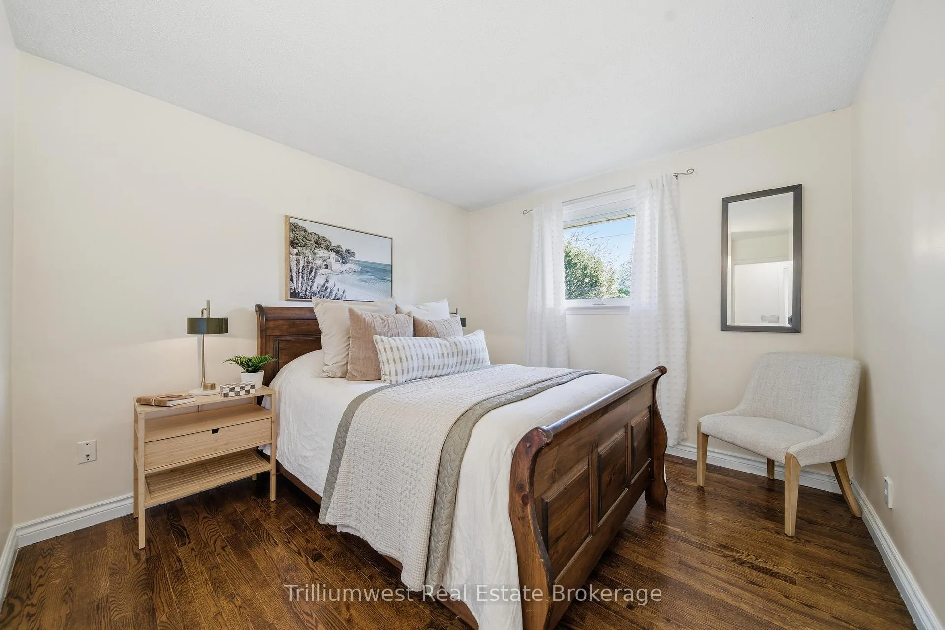 Photo 25 of 37 Blue Forest Crescent, Guelph/Eramosa, Rural Guelph/Eramosa East — HOMEH