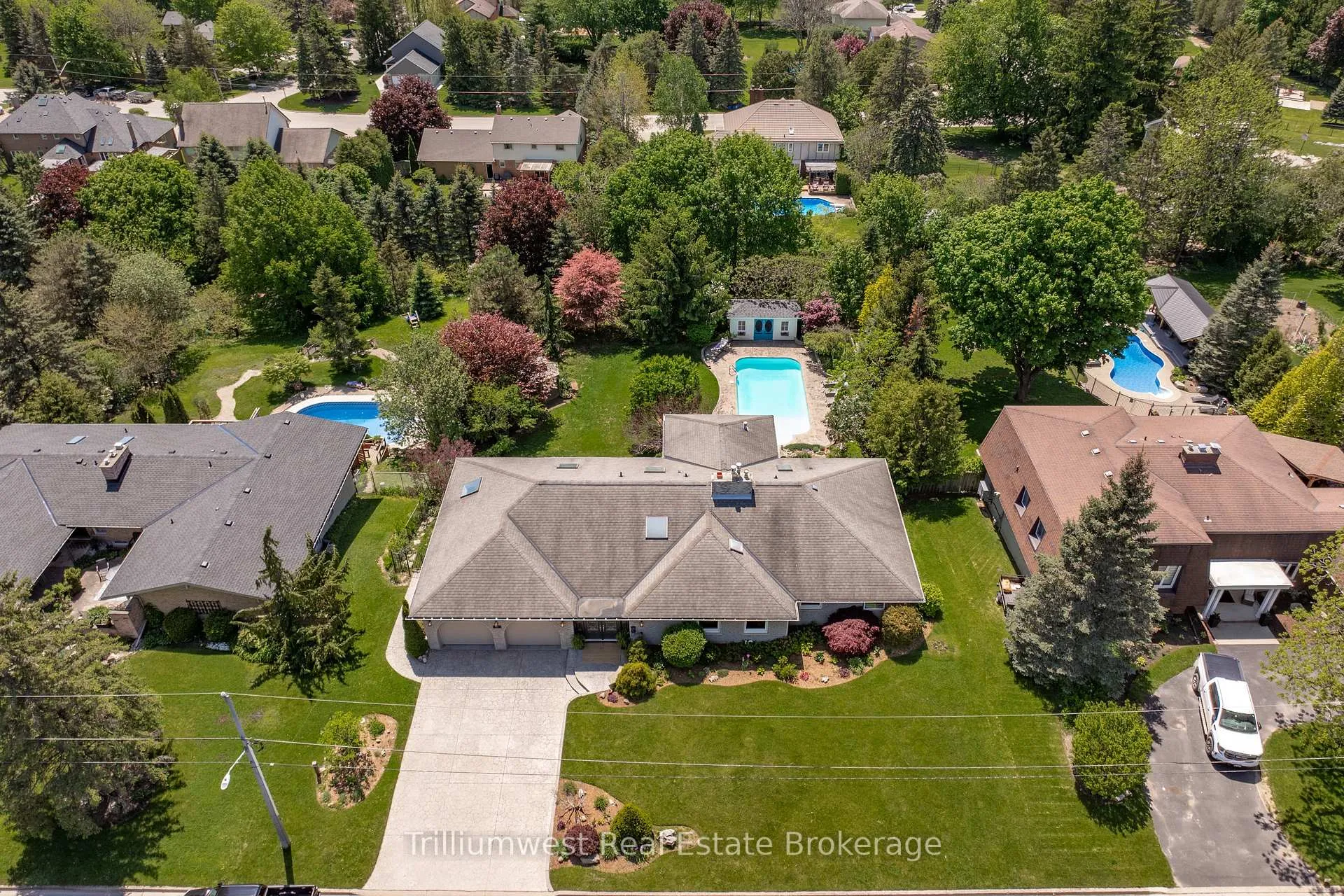 Photo 45 of 37 Blue Forest Crescent, Guelph/Eramosa, Rural Guelph/Eramosa East — HOMEH