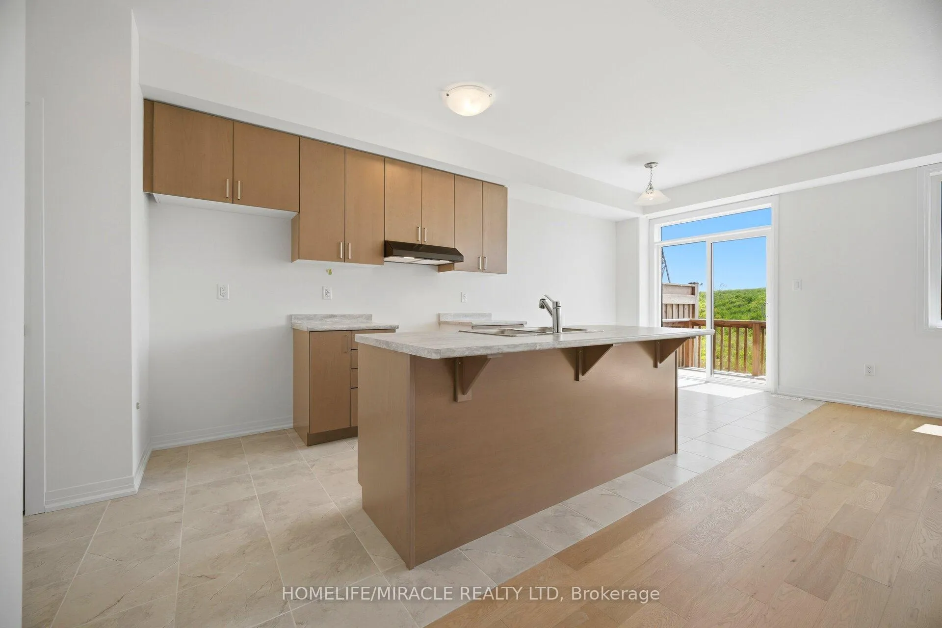 Photo 10 of Unit 16, 15 Peach Street, Thorold, Rolling Meadows — HOMEH