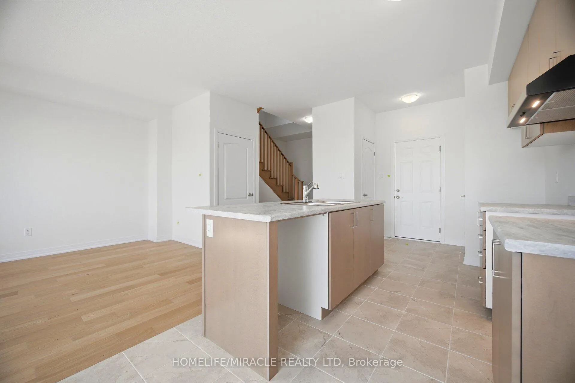 Photo 11 of Unit 16, 15 Peach Street, Thorold, Rolling Meadows — HOMEH