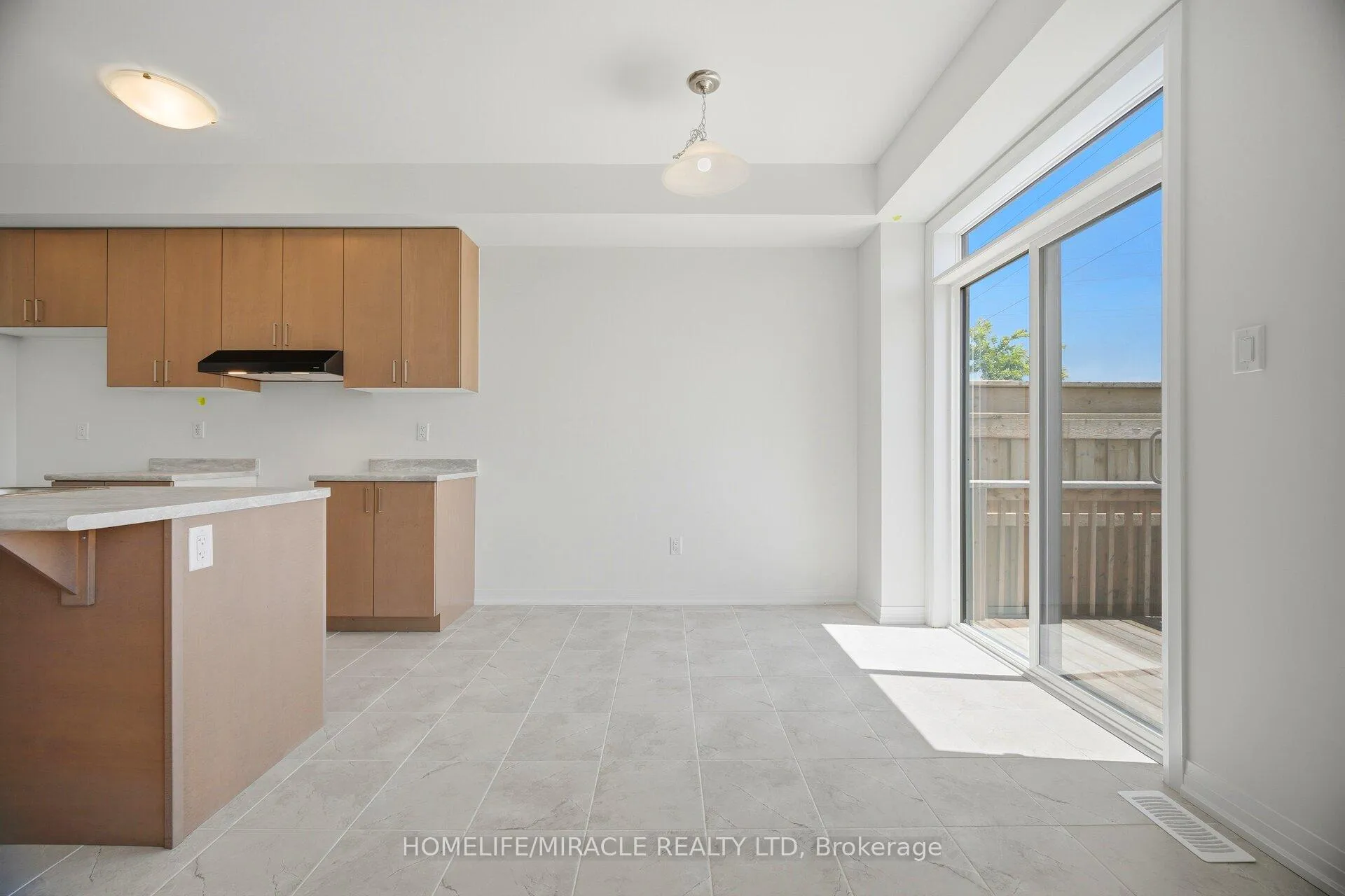 Photo 15 of Unit 16, 15 Peach Street, Thorold, Rolling Meadows — HOMEH