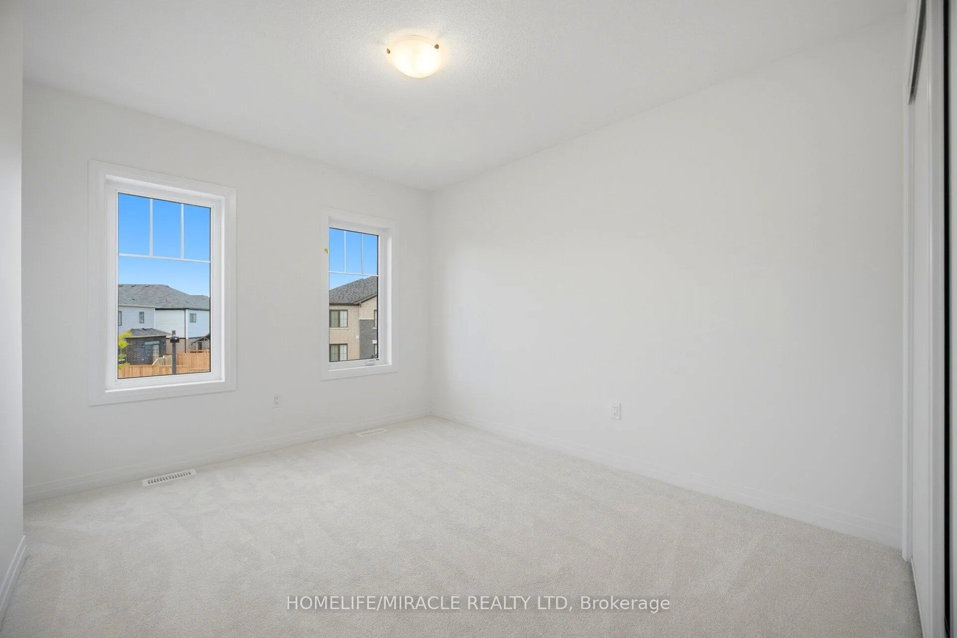 Photo 34 of Unit 16, 15 Peach Street, Thorold, Rolling Meadows — HOMEH
