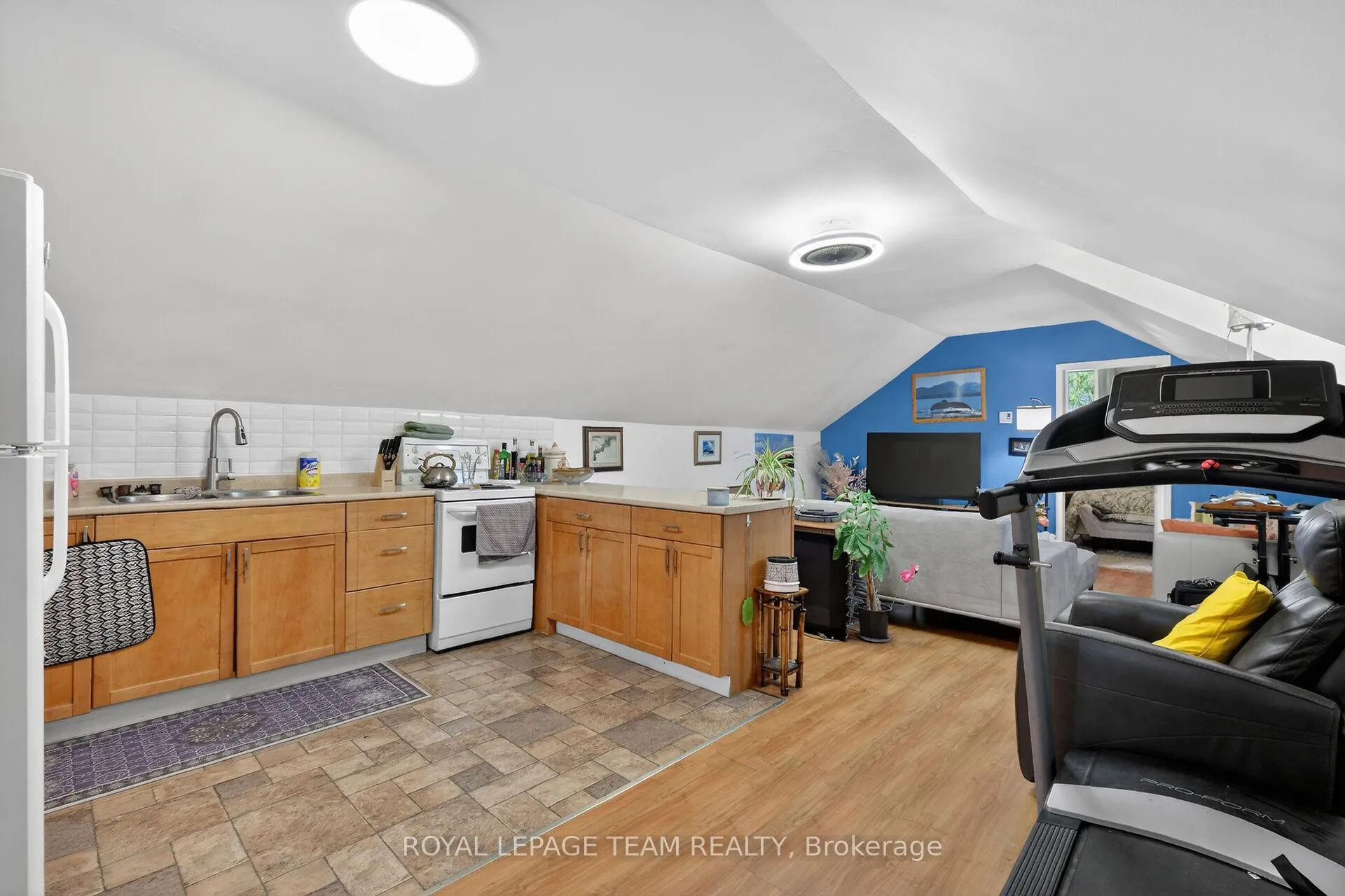 Photo 19 of 29 Stevenson Avenue, Ottawa, Carlington — HOMEH