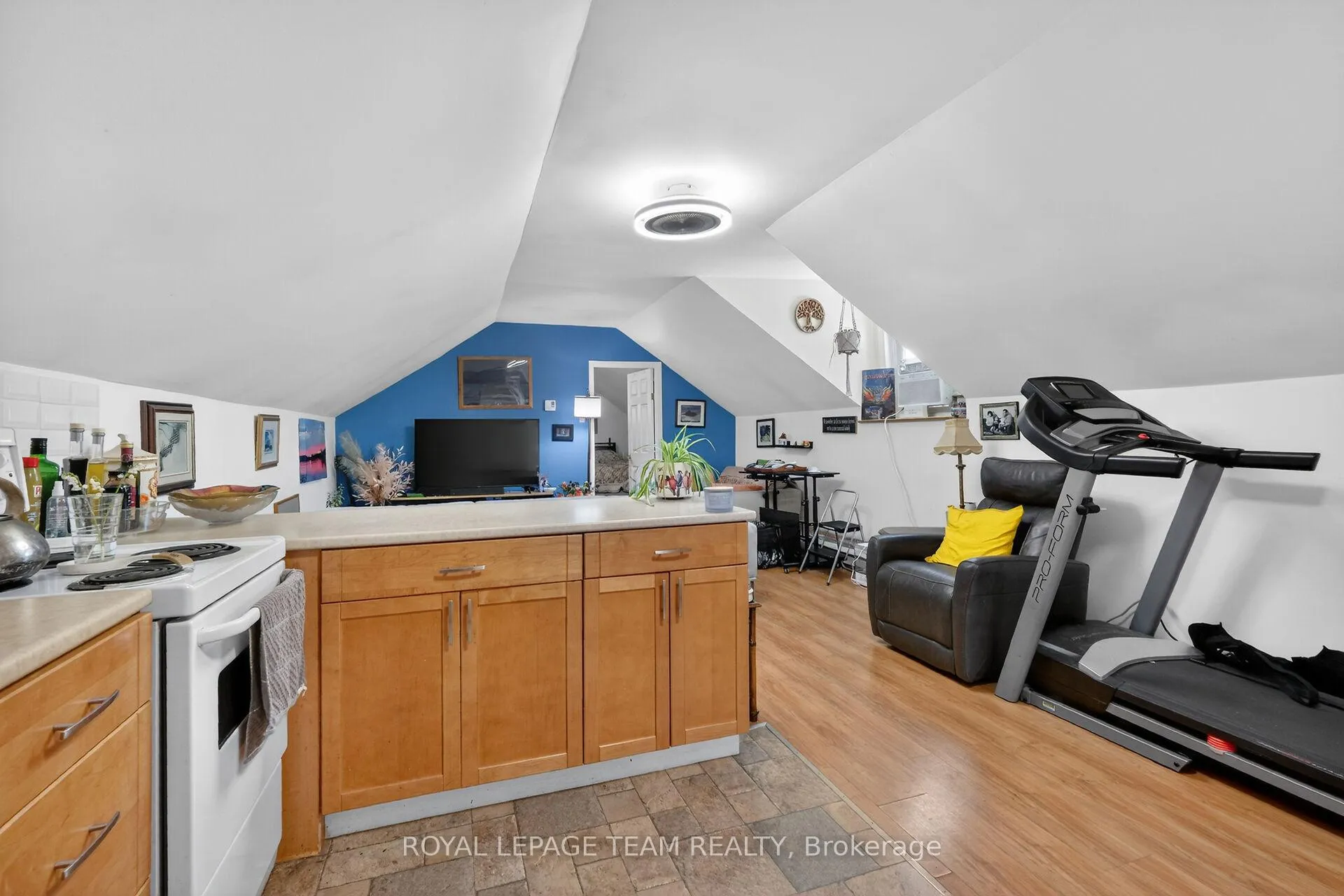 Photo 21 of 29 Stevenson Avenue, Ottawa, Carlington — HOMEH
