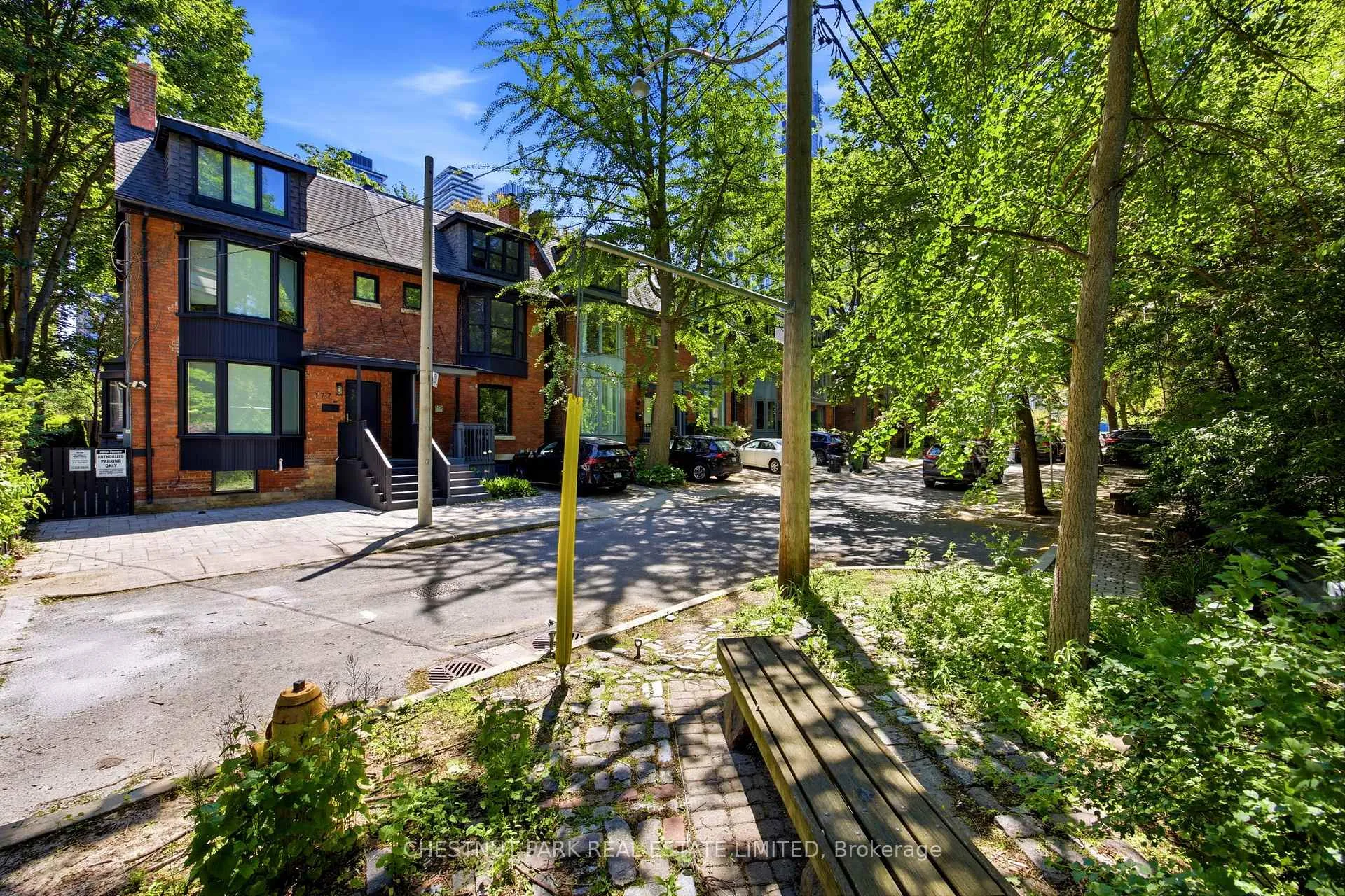 Photo 3 of 177 Collier Street, Toronto, Rosedale-Moore Park — HOMEH