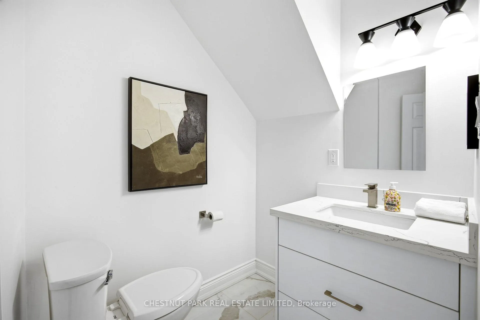 Photo 21 of 177 Collier Street, Toronto, Rosedale-Moore Park — HOMEH