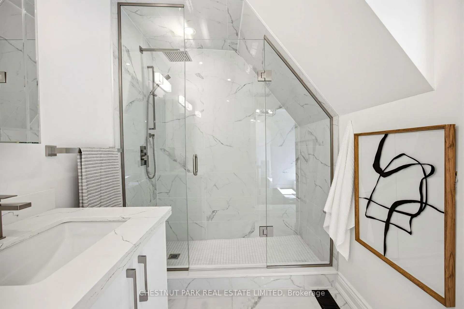 Photo 39 of 177 Collier Street, Toronto, Rosedale-Moore Park — HOMEH