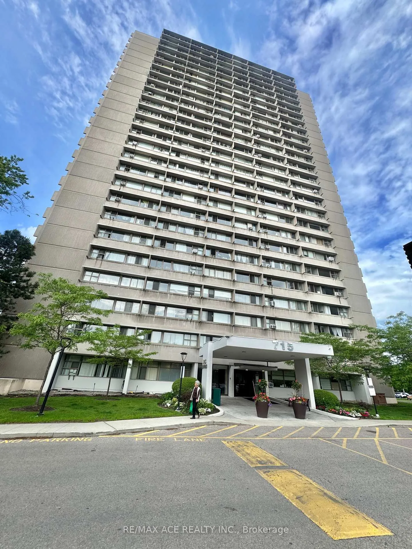 Photo 3 of Unit 2504, 715 Don Mills Road, Toronto, Flemingdon Park — HOMEH