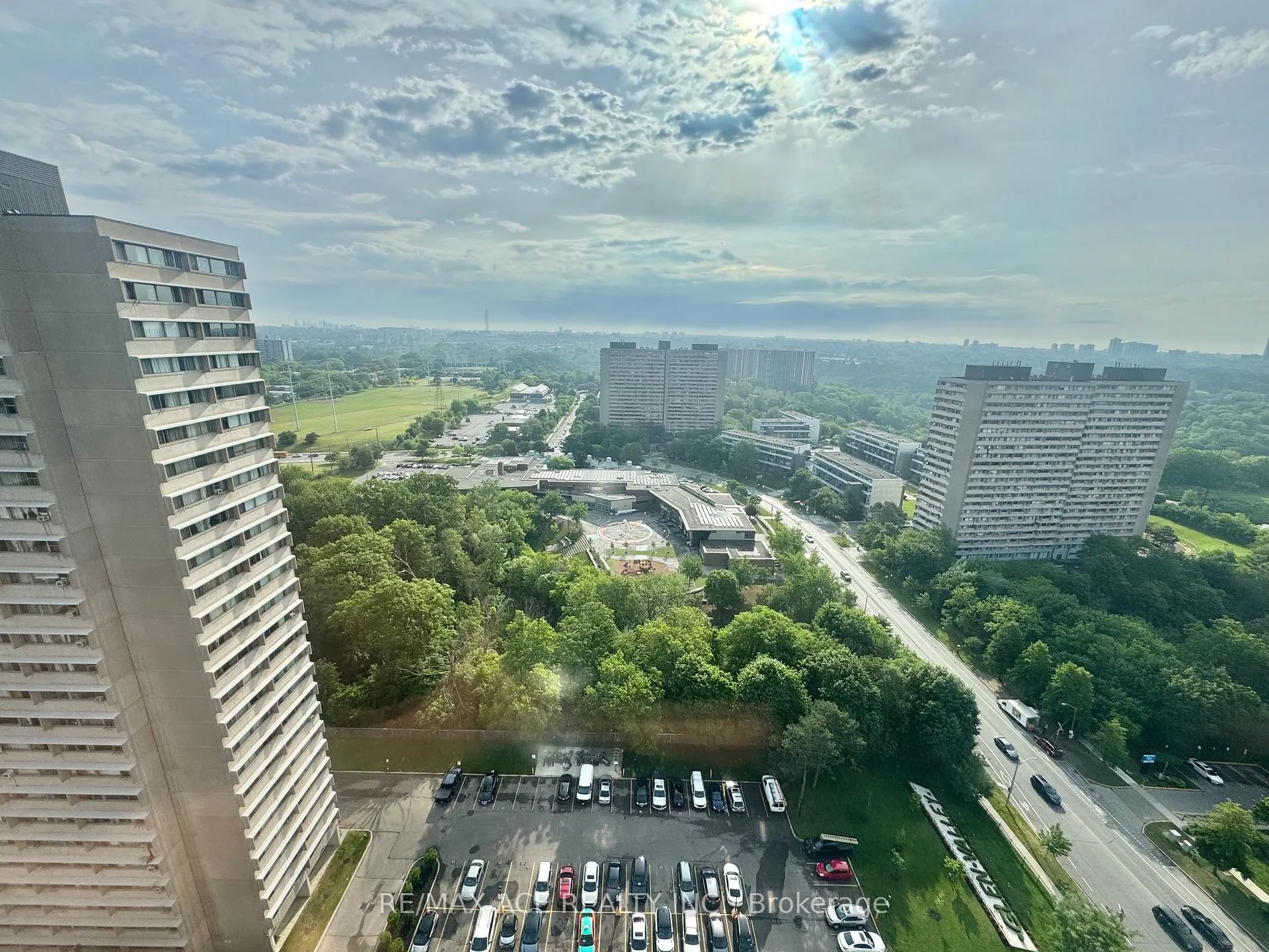 Photo 15 of Unit 2504, 715 Don Mills Road, Toronto, Flemingdon Park — HOMEH