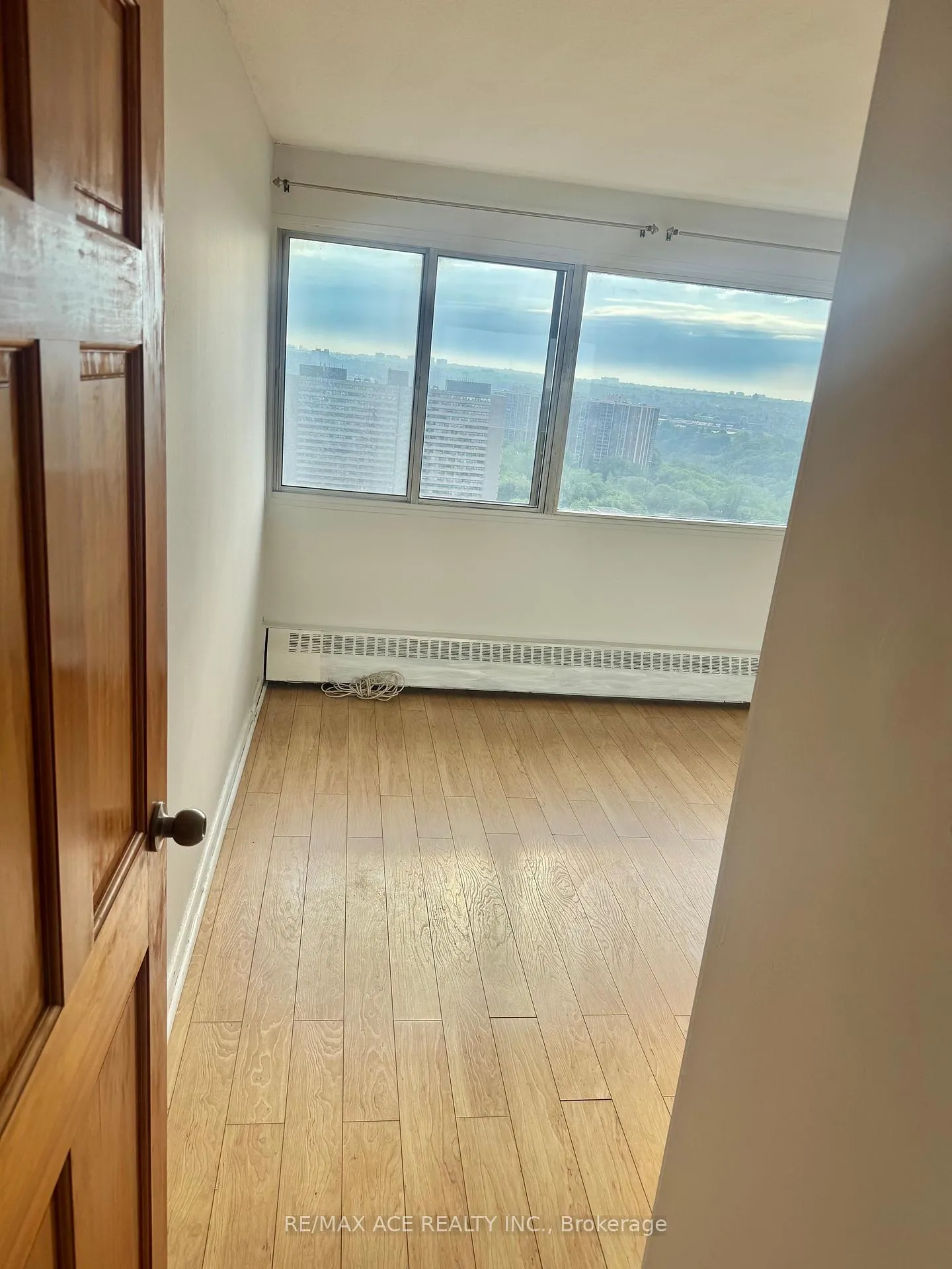 Photo 16 of Unit 2504, 715 Don Mills Road, Toronto, Flemingdon Park — HOMEH