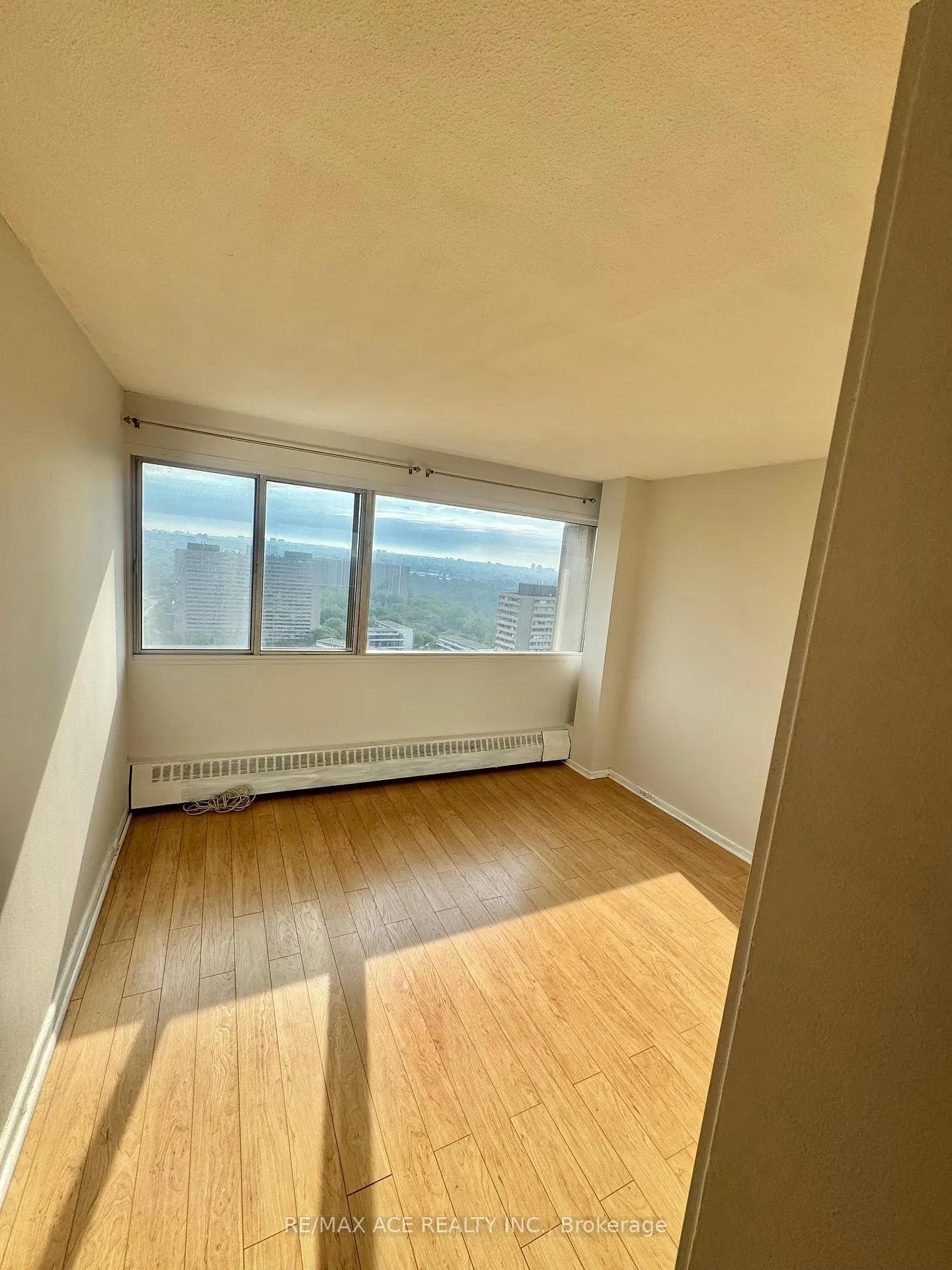 Photo 17 of Unit 2504, 715 Don Mills Road, Toronto, Flemingdon Park — HOMEH