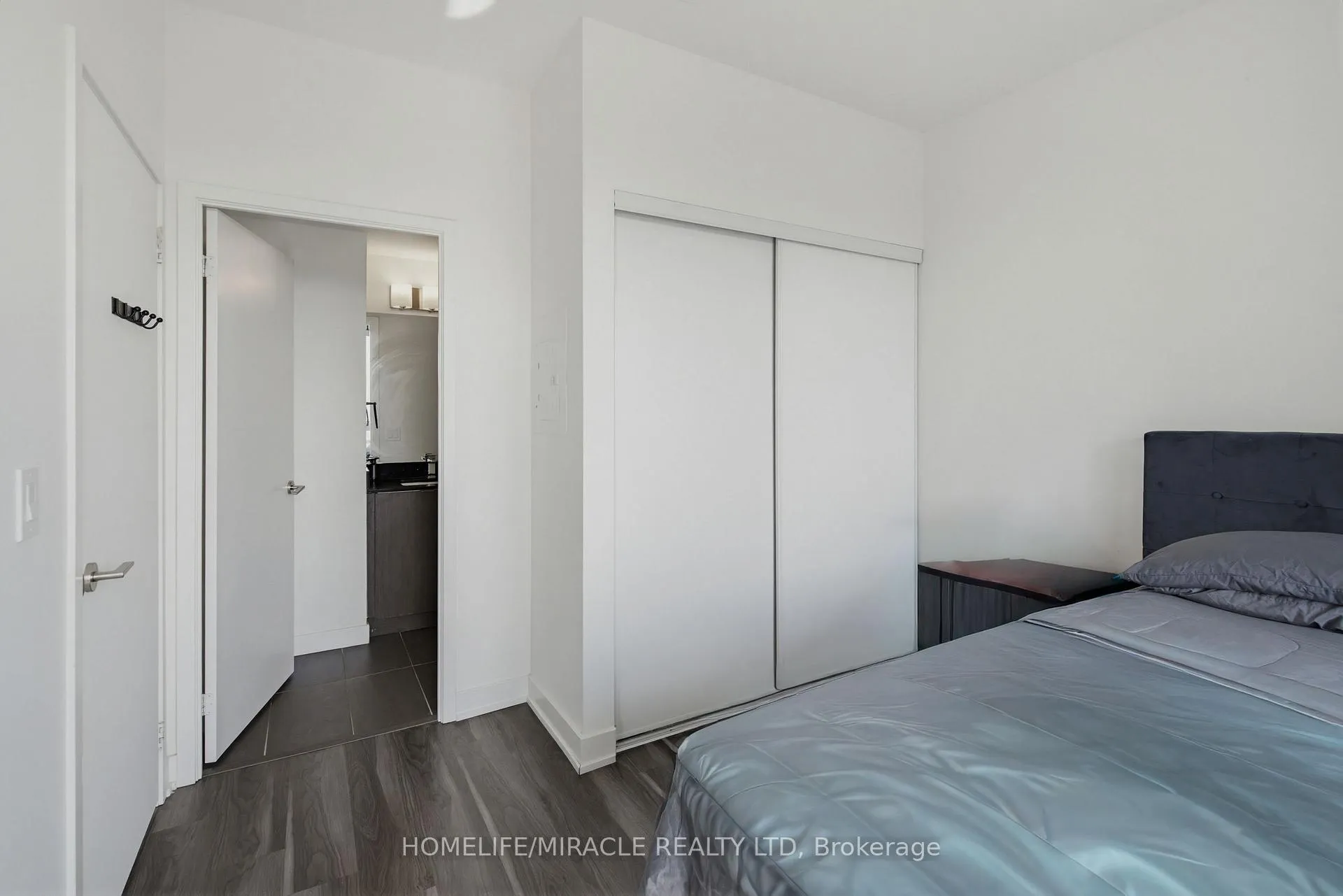 Photo 12 of Unit 605, 859 The Queensway, Etobicoke, Stonegate-Queensway — HOMEH