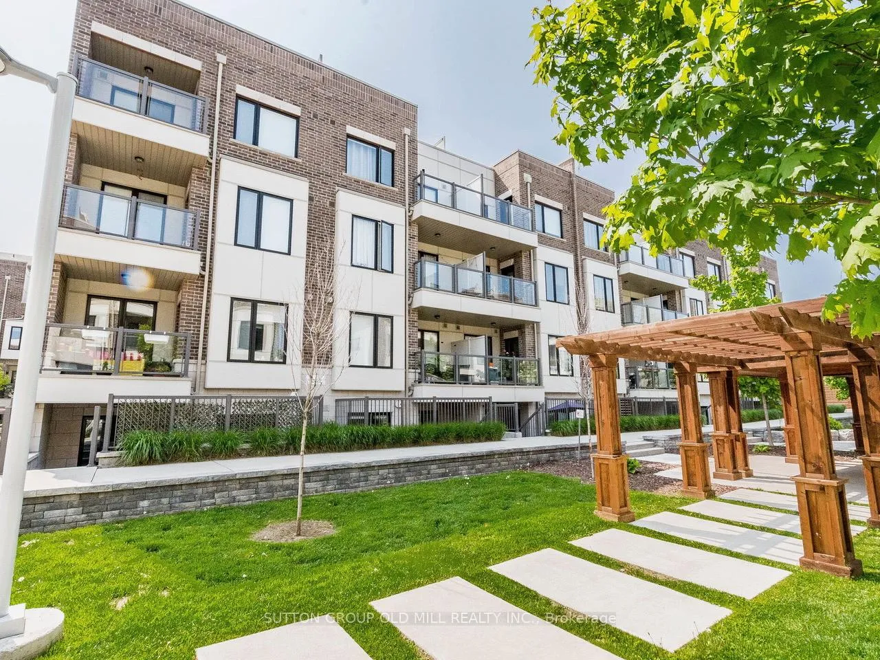 Photo 29 of Unit 301, 6 Drummond Street, Etobicoke, Mimico — HOMEH