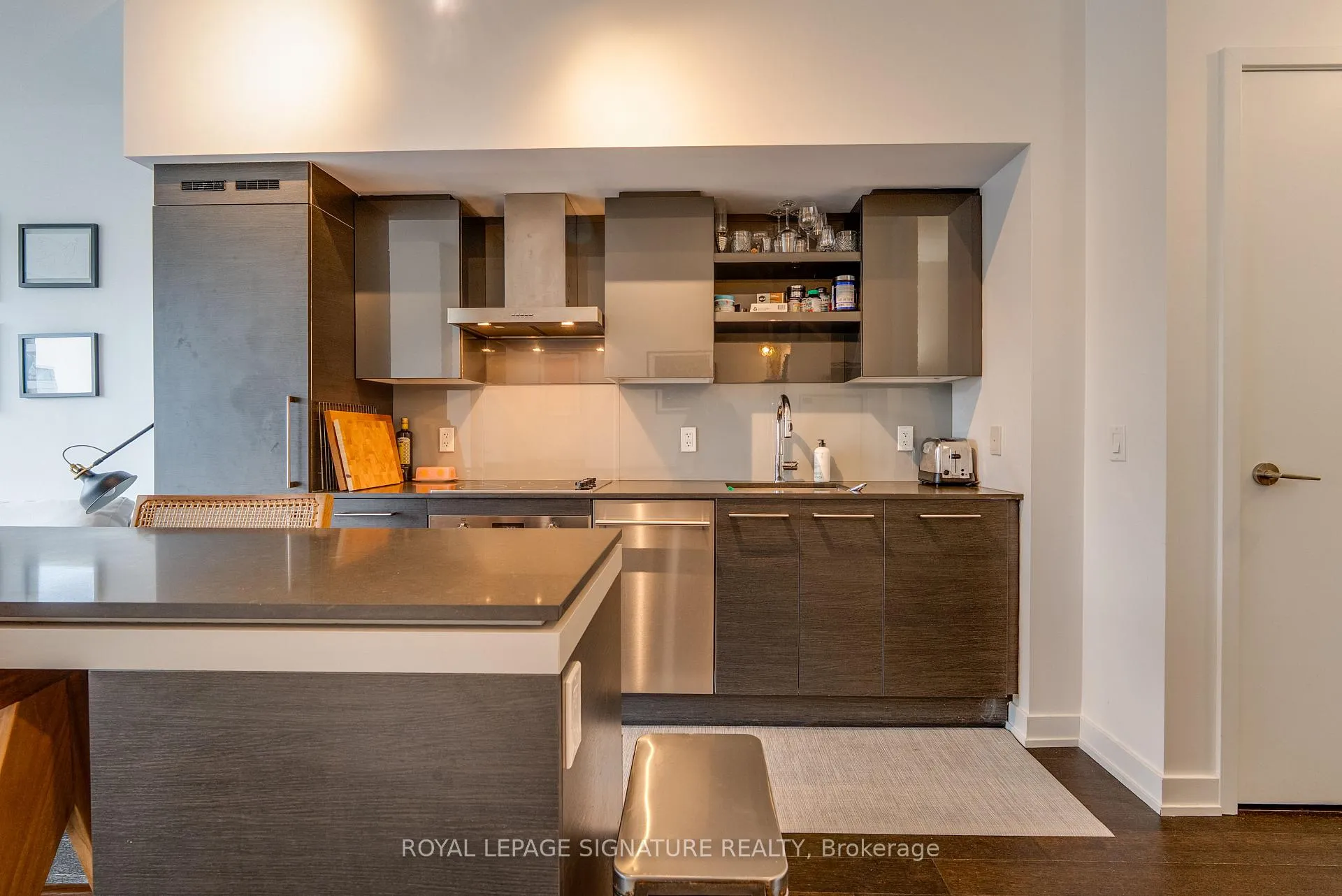 Photo 3 of Unit Ph31, 1030 King Street W, Toronto, Niagara — HOMEH
