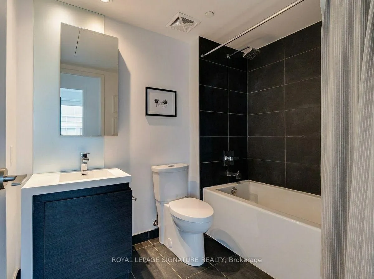Photo 6 of Unit Ph31, 1030 King Street W, Toronto, Niagara — HOMEH