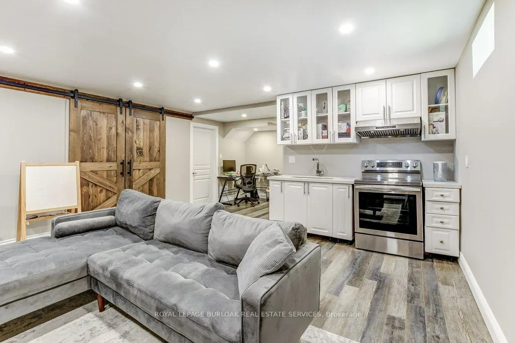 Photo 35 of 182 Fair Street, Hamilton, Meadowlands — HOMEH