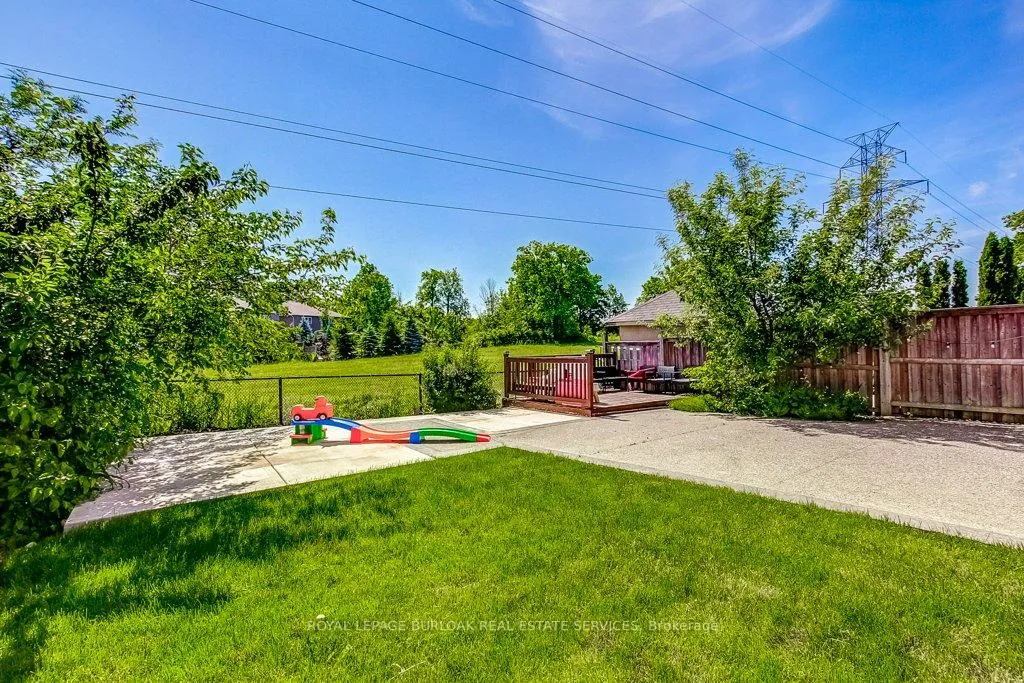 Photo 40 of 182 Fair Street, Hamilton, Meadowlands — HOMEH