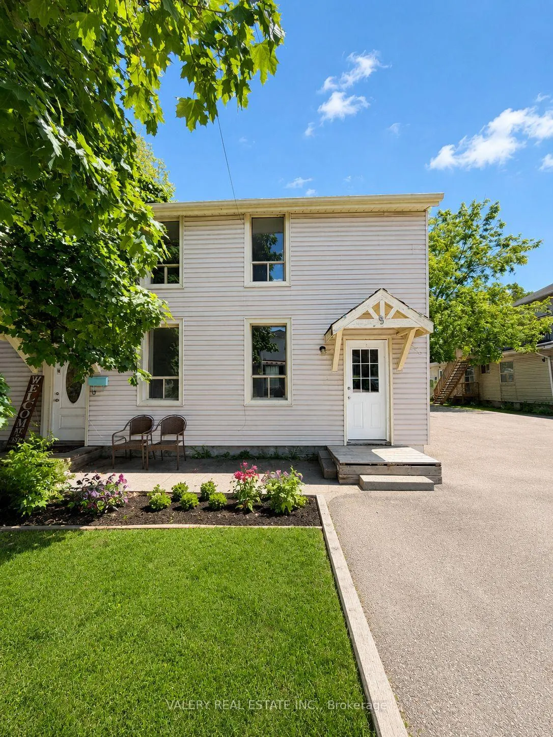 Photo 1 of 9 James Street E, Guelph, Kortright East — HOMEH