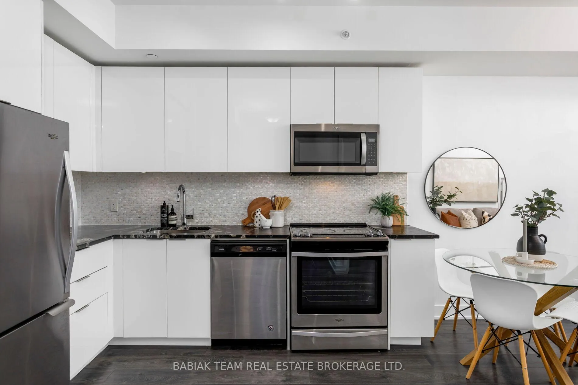 Photo 9 of Unit 1712, 30 Shore Breeze Drive, Etobicoke, Mimico — HOMEH