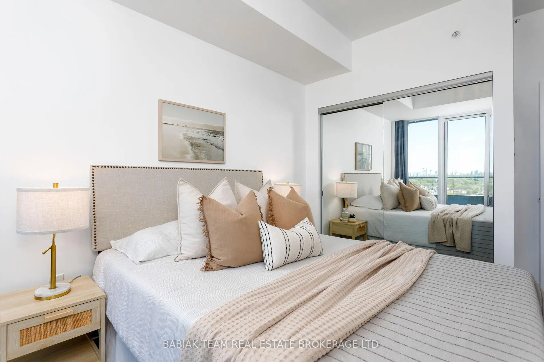Photo 18 of Unit 1712, 30 Shore Breeze Drive, Etobicoke, Mimico — HOMEH