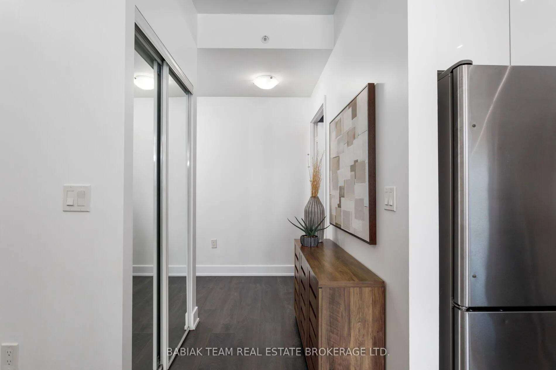 Photo 21 of Unit 1712, 30 Shore Breeze Drive, Etobicoke, Mimico — HOMEH