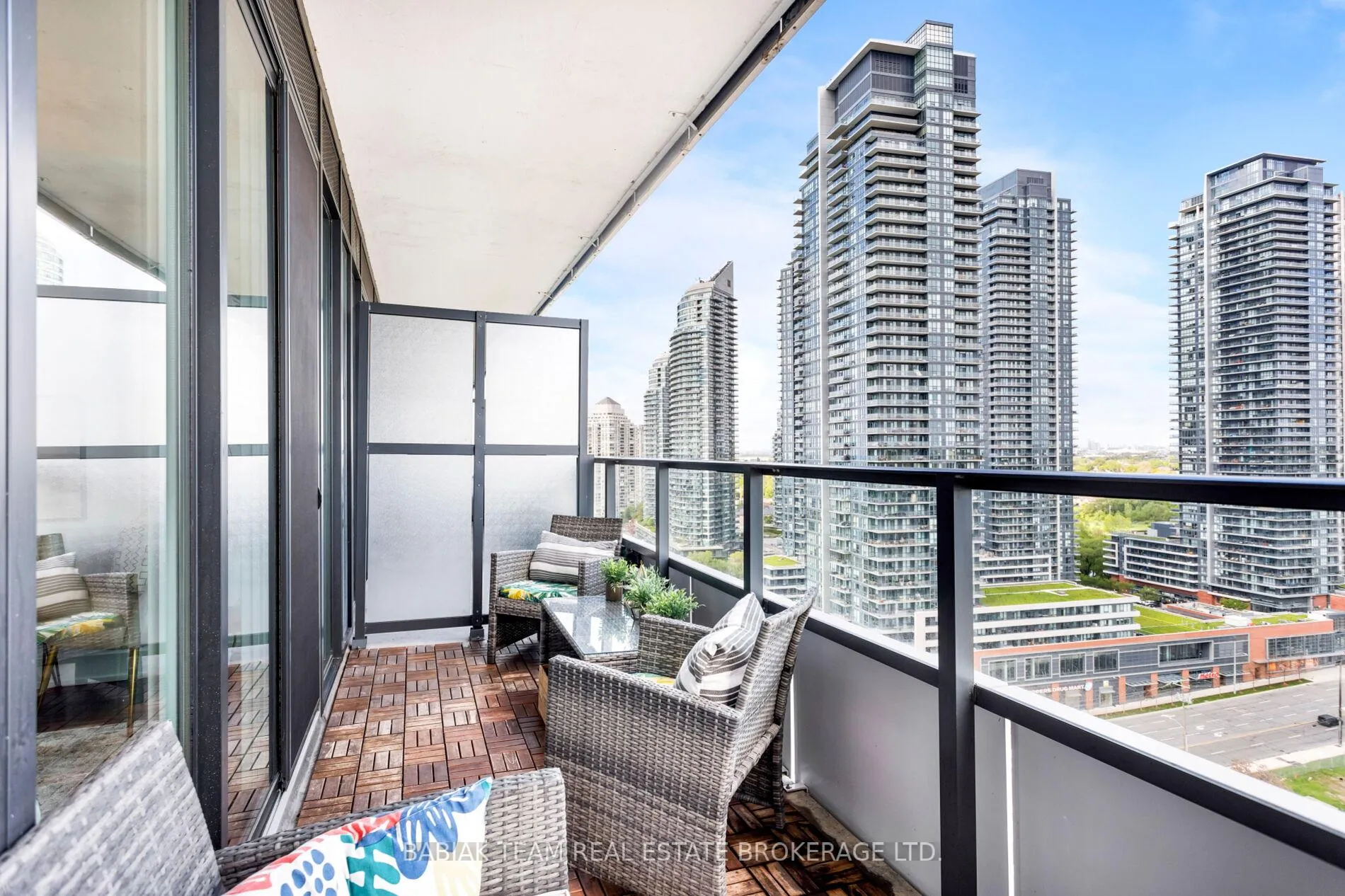 Photo 26 of Unit 1712, 30 Shore Breeze Drive, Etobicoke, Mimico — HOMEH