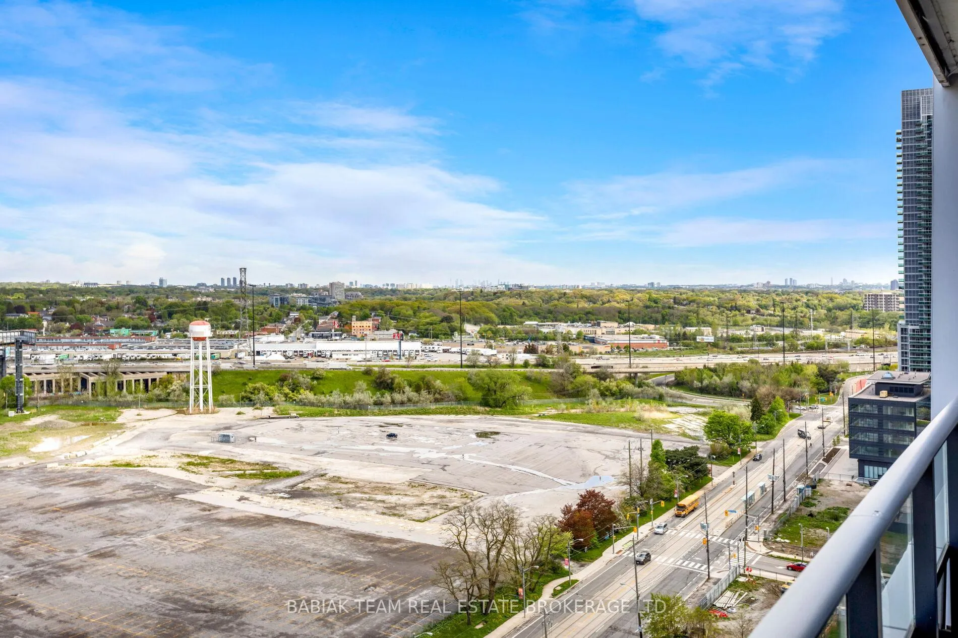 Photo 32 of Unit 1712, 30 Shore Breeze Drive, Etobicoke, Mimico — HOMEH