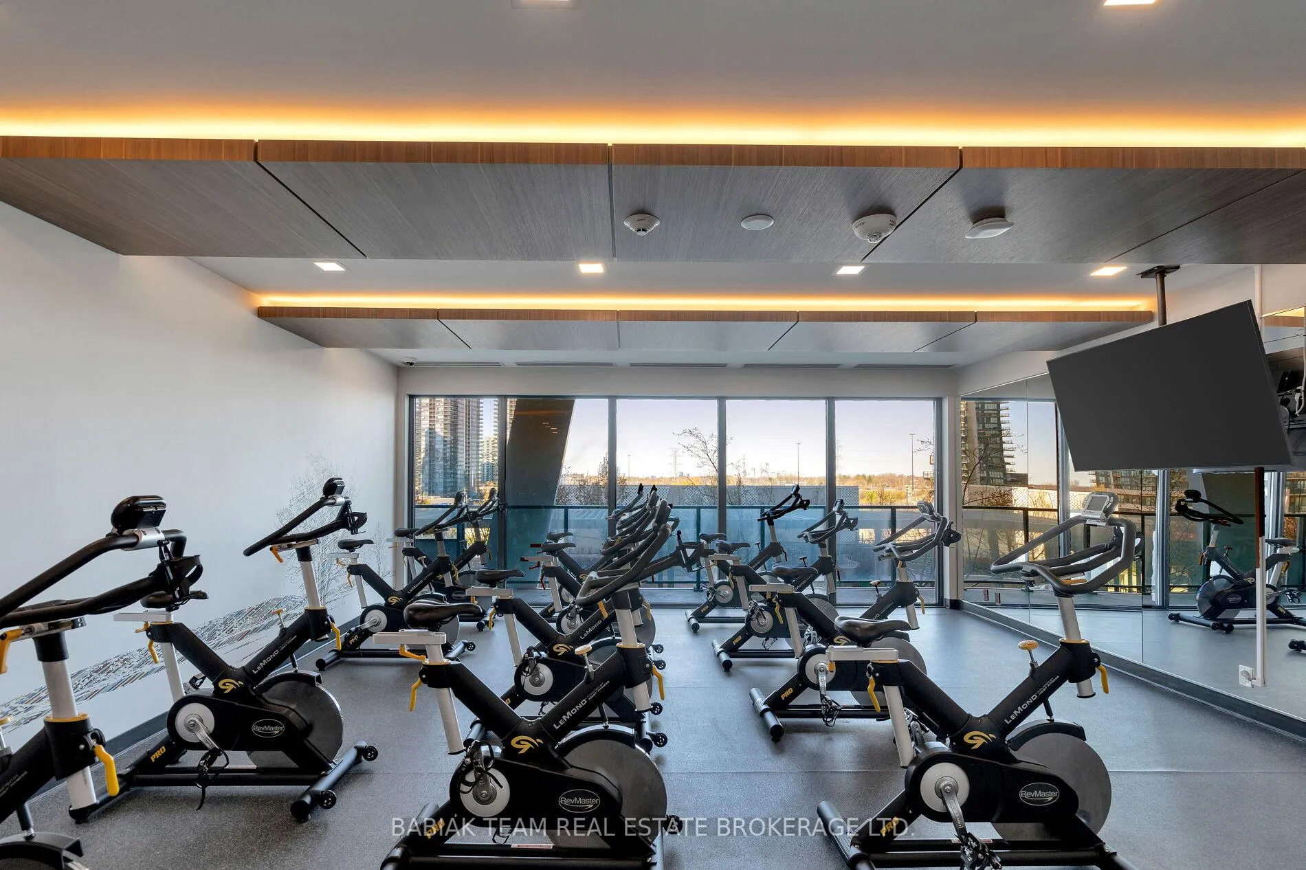 Photo 35 of Unit 1712, 30 Shore Breeze Drive, Etobicoke, Mimico — HOMEH