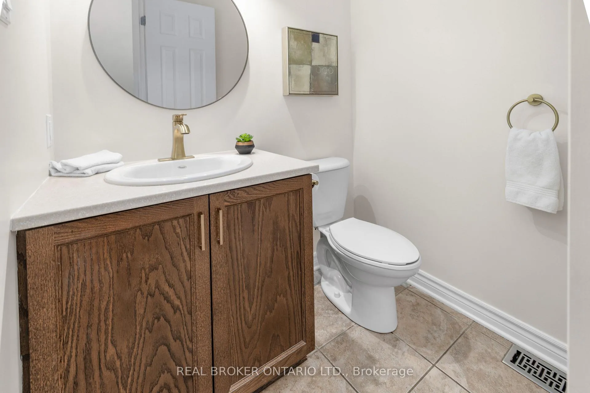 Photo 6 of 124 Silvermoon Crescent, Ottawa, Avalon East — HOMEH