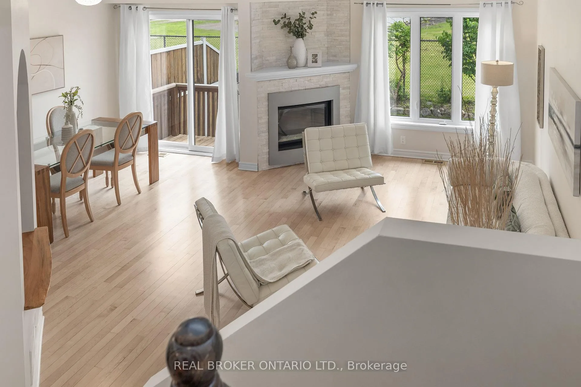 Photo 25 of 124 Silvermoon Crescent, Ottawa, Avalon East — HOMEH