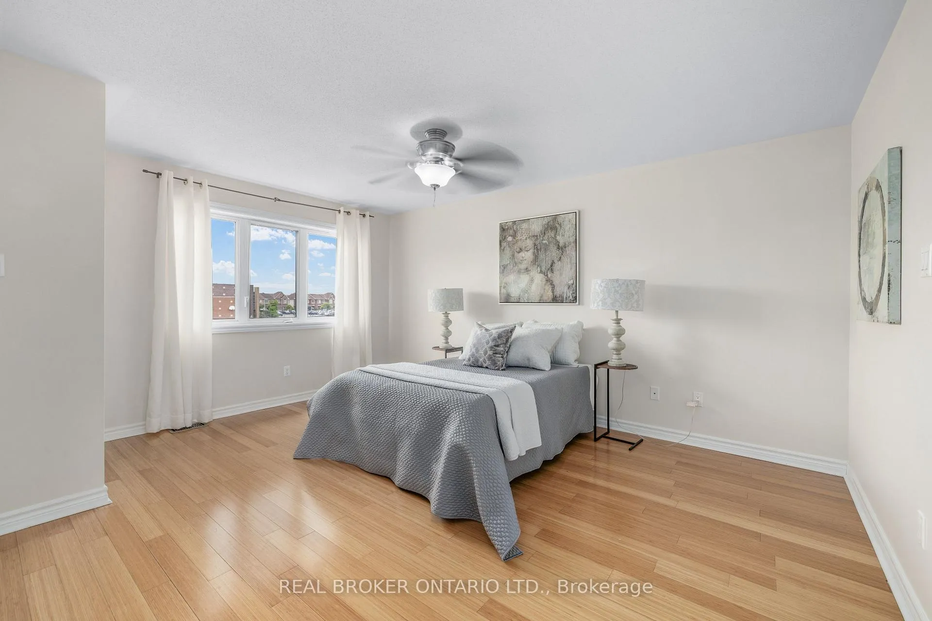 Photo 26 of 124 Silvermoon Crescent, Ottawa, Avalon East — HOMEH