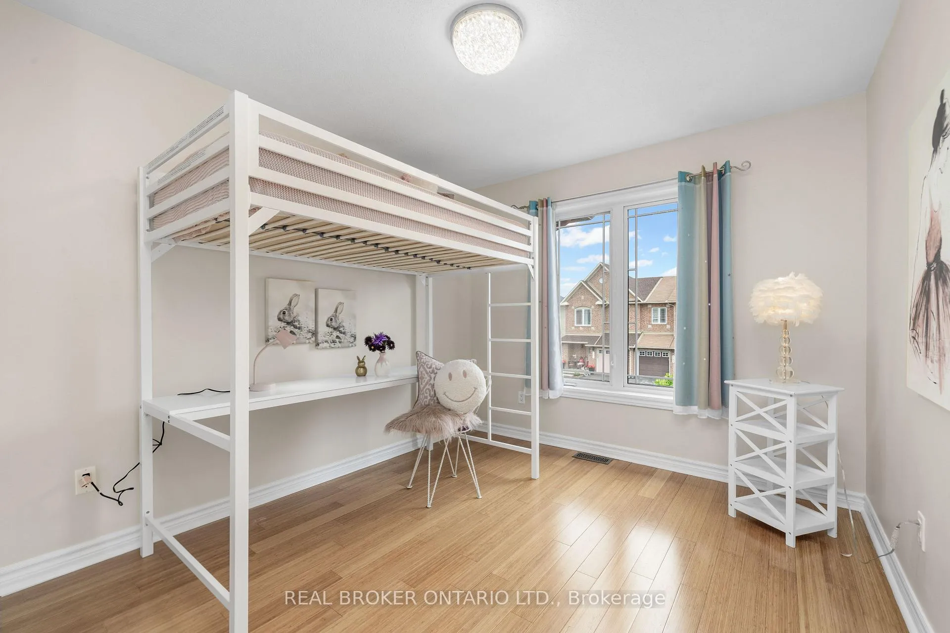 Photo 33 of 124 Silvermoon Crescent, Ottawa, Avalon East — HOMEH