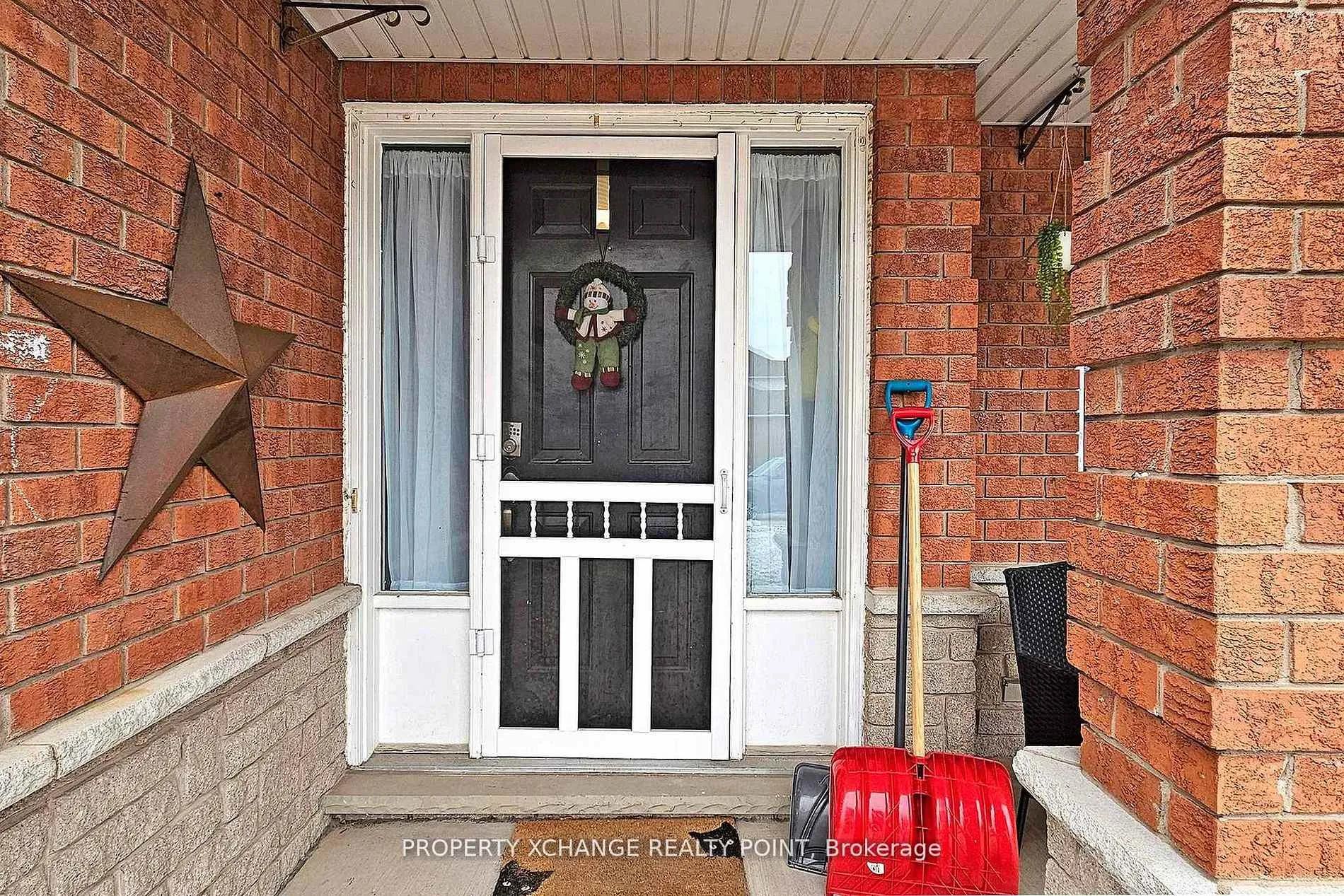 Photo 4 of 69 Jacqueline Boulevard, Hamilton, Allison — HOMEH