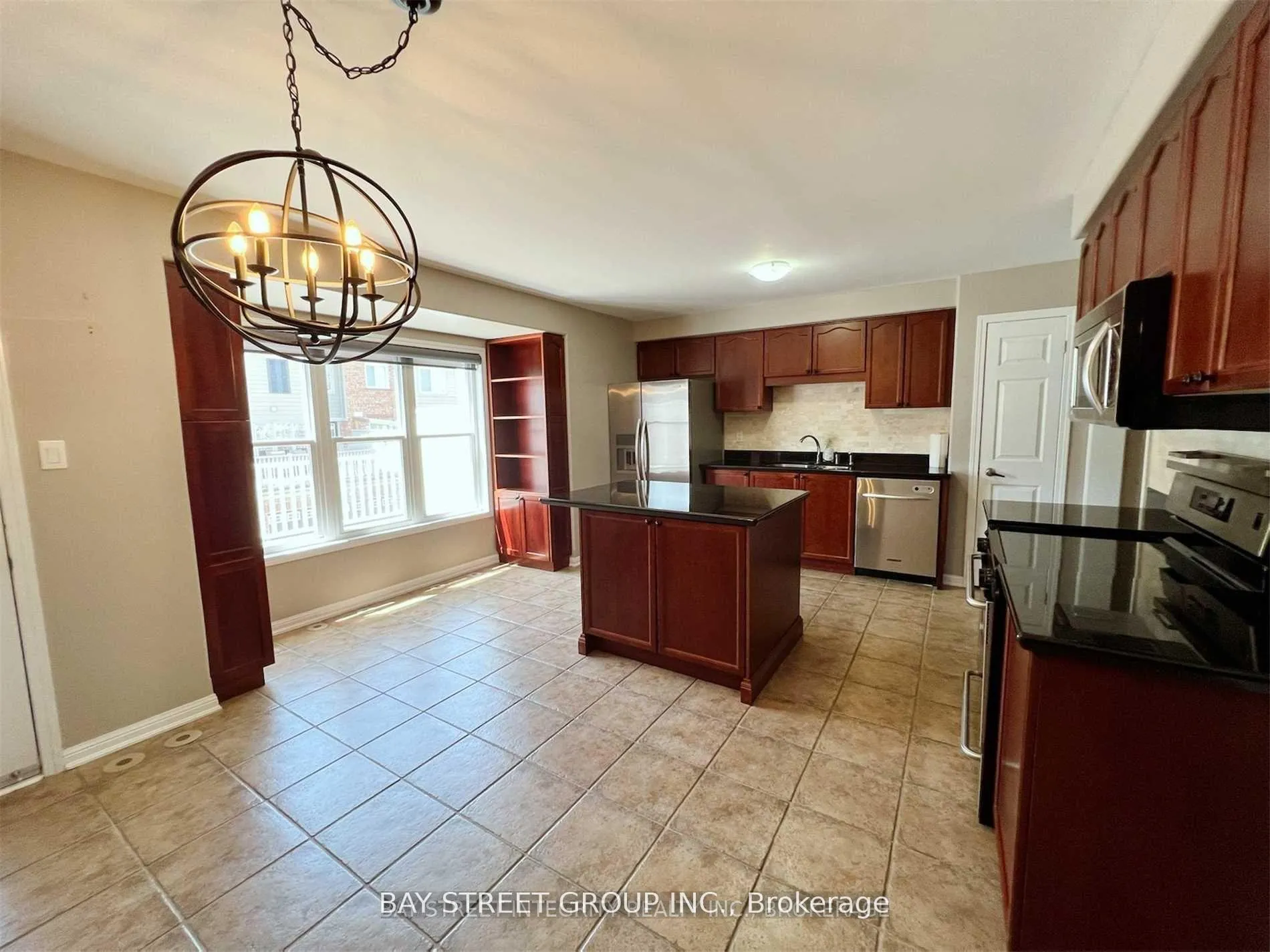 Photo 2 of 656 Holly Avenue, Milton, Coates — HOMEH