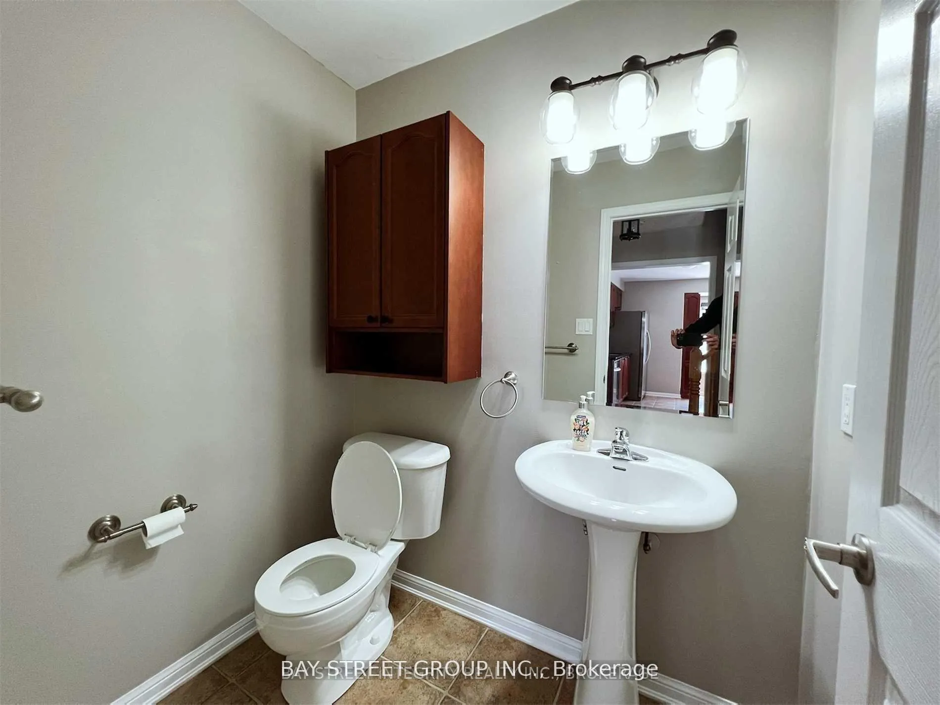 Photo 6 of 656 Holly Avenue, Milton, Coates — HOMEH